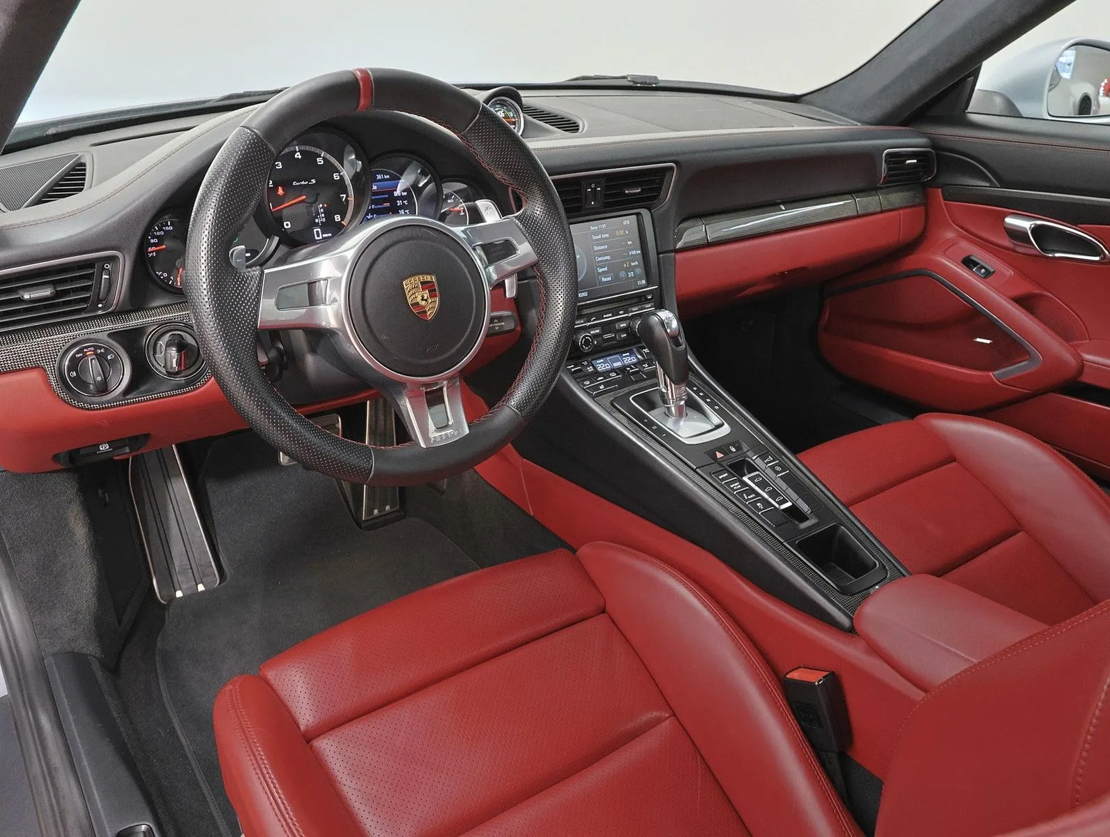 2013 Porsche 911 Turbo S, 13/19