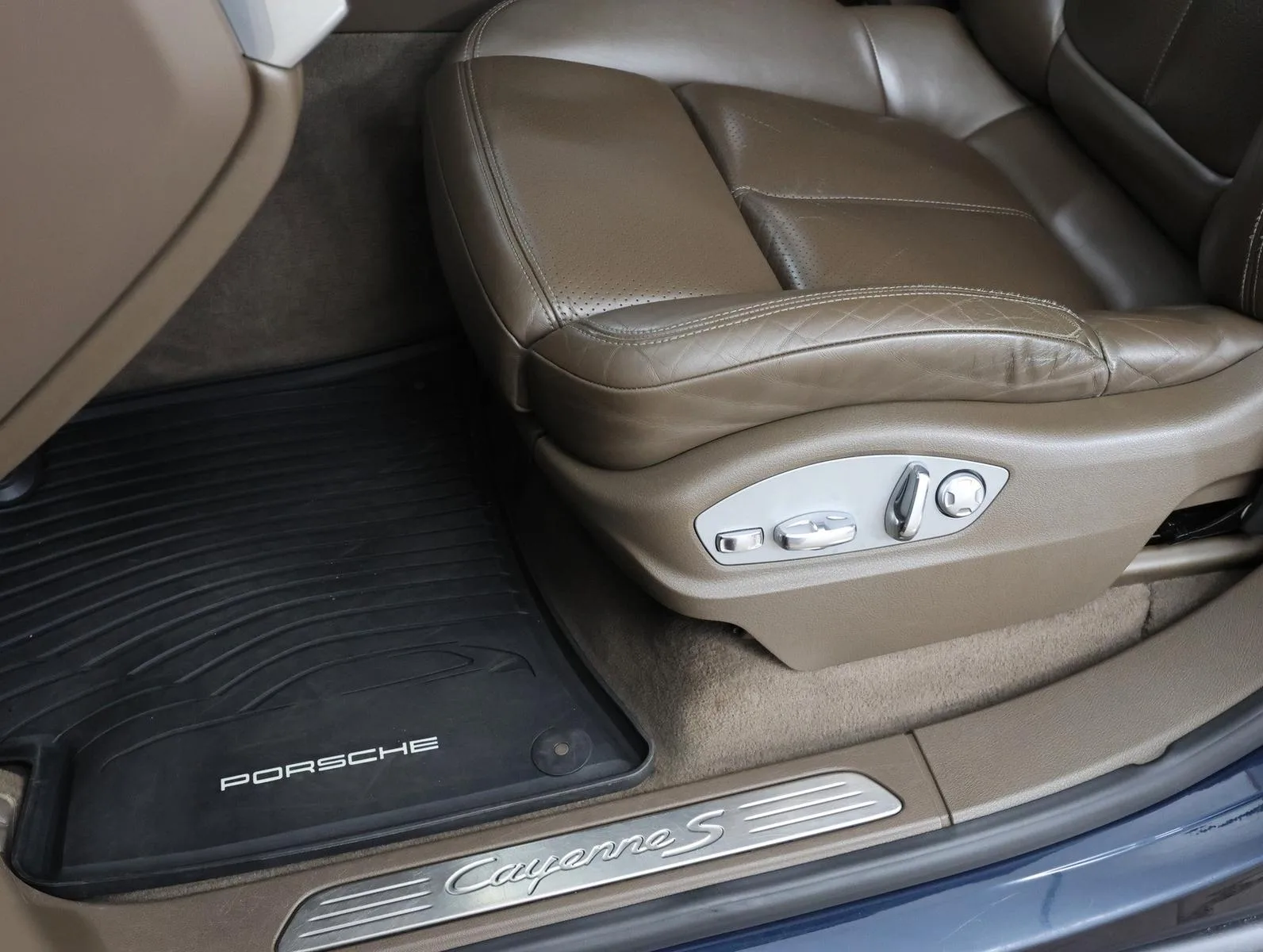 2013 Porsche Cayenne S Diesel, 11/30