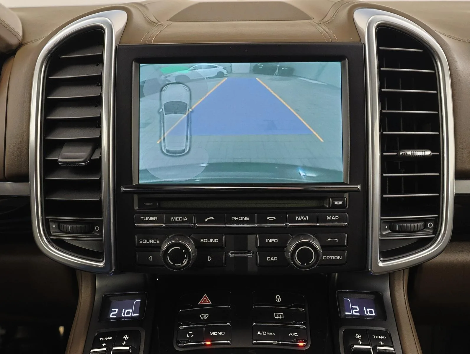 2013 Porsche Cayenne S Diesel, 19/30