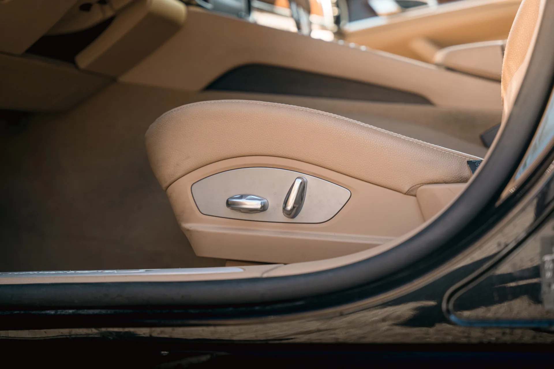2013 Porsche Panamera S Hybrid, 14/30