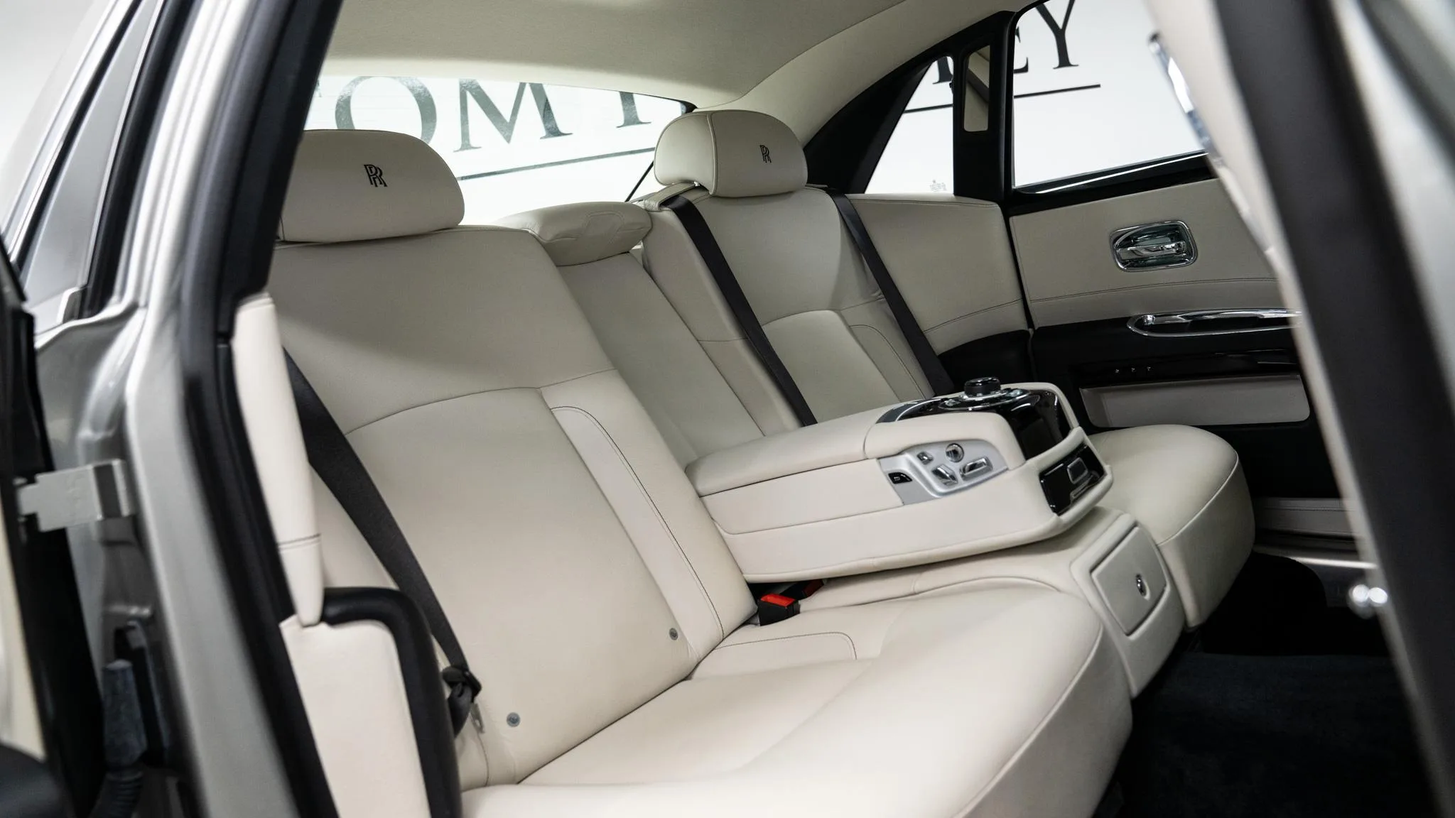 2013 Rolls-Royce Ghost, 22/30
