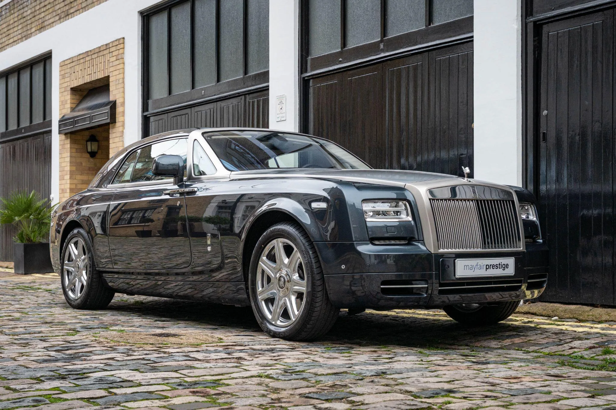 2013 Rolls-Royce Phantom Coupé Series II, 3/30