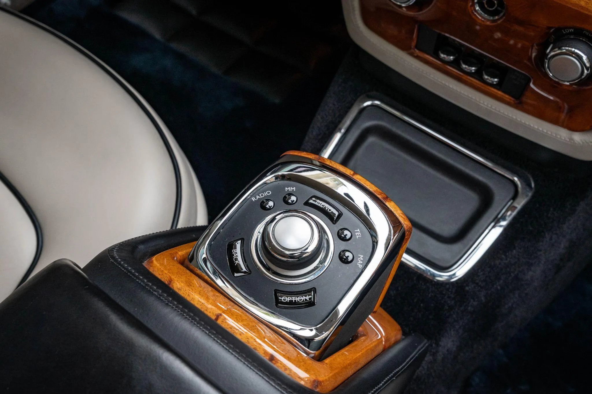 2013 Rolls-Royce Phantom Coupé Series II, 13/30