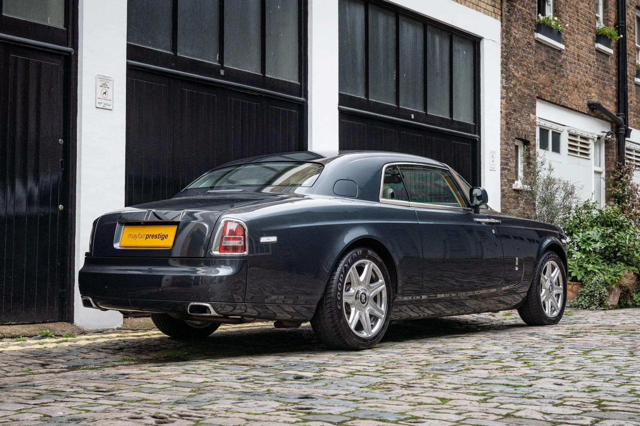 2013 Rolls-Royce Phantom Coupé Series II, 25/30