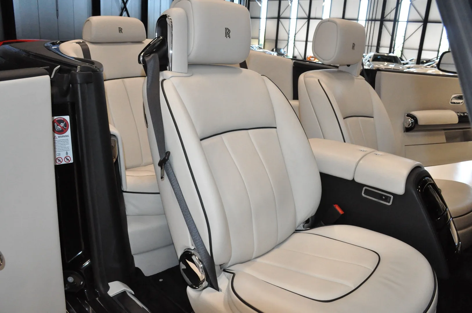 2013 Rolls-Royce Phantom Drophead Coupé Series II, 22/30