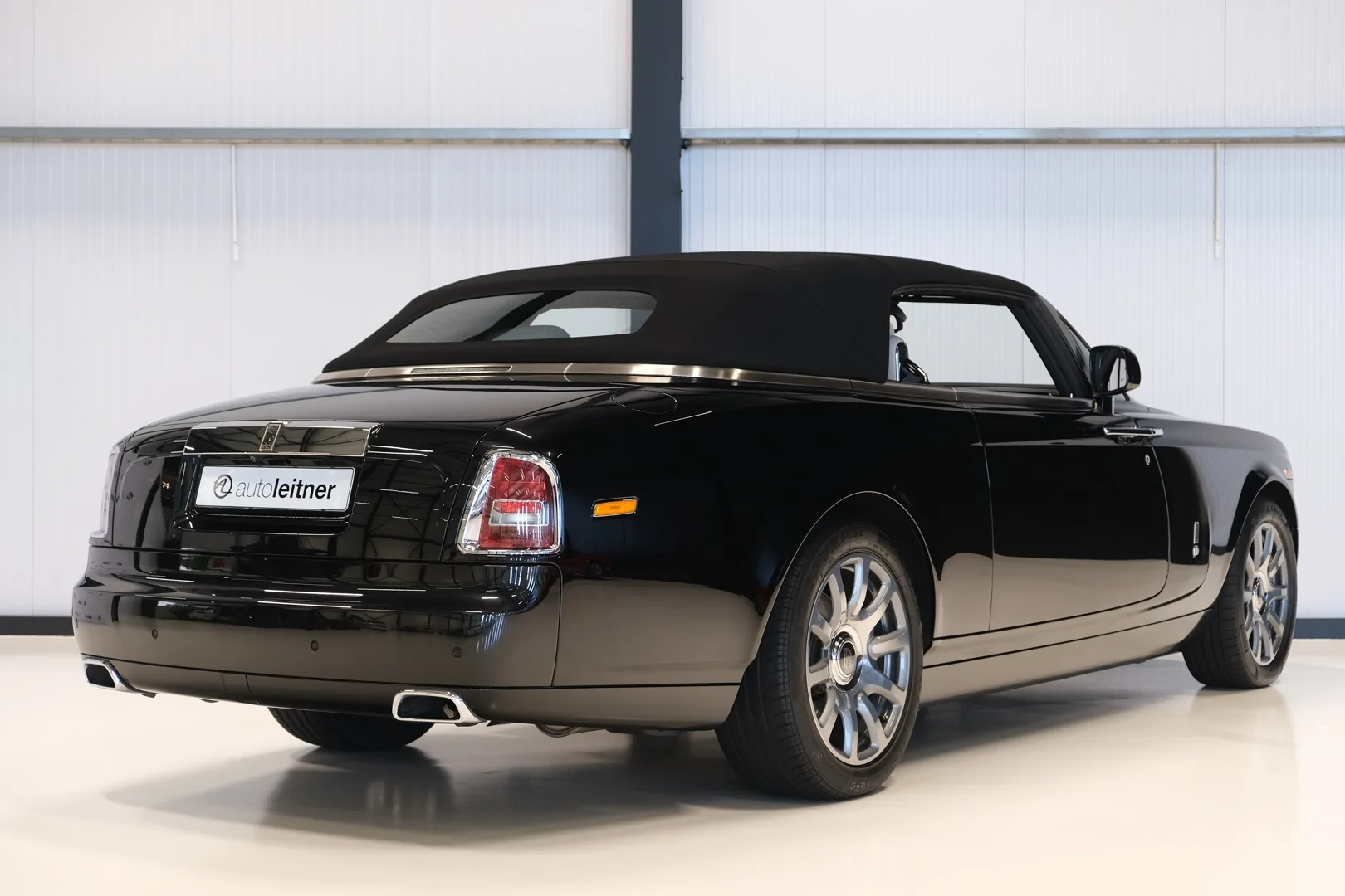 2013 Rolls-Royce Phantom Drophead Coupé Series II, 23/30