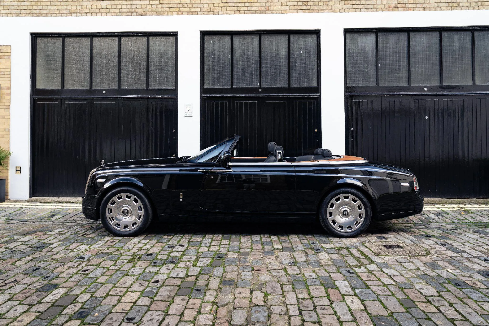 2013 Rolls-Royce Phantom Drophead Coupé Series II, 12/30