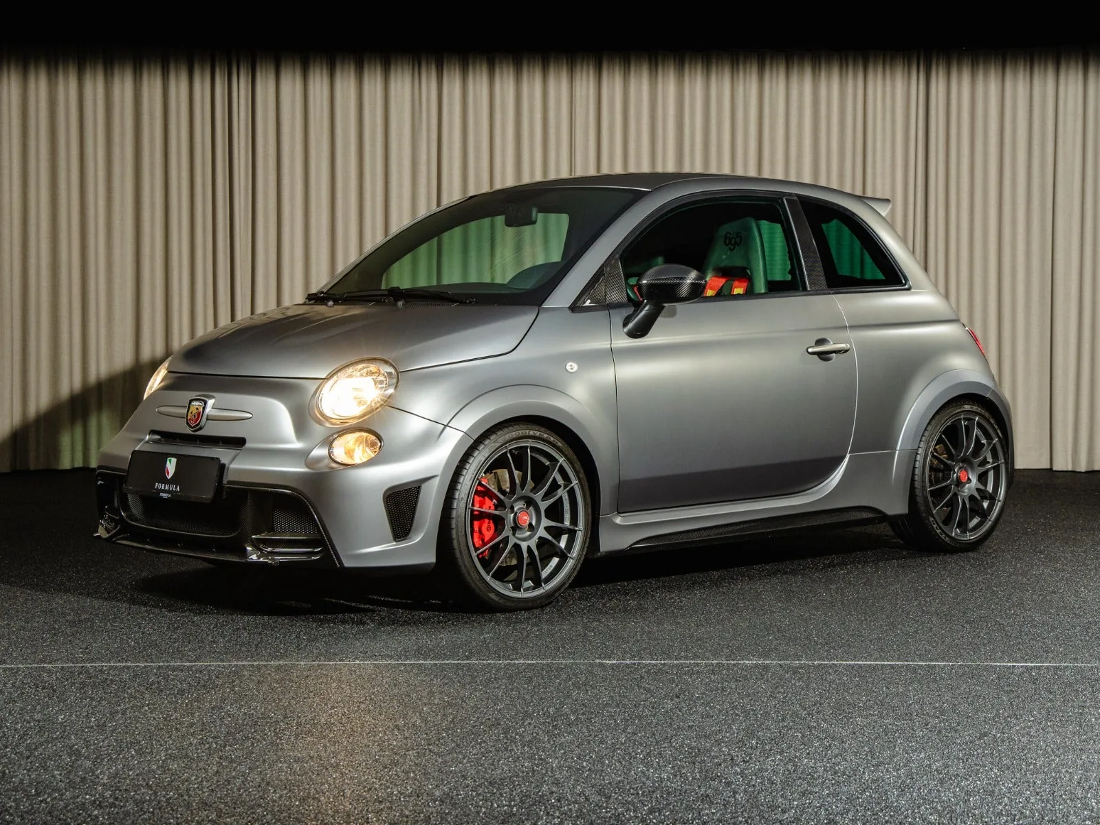 2014 Abarth 695 Biposto proposée par un concessionnaire spécialisé à Kongens Lyngby, Danemark, photo principale