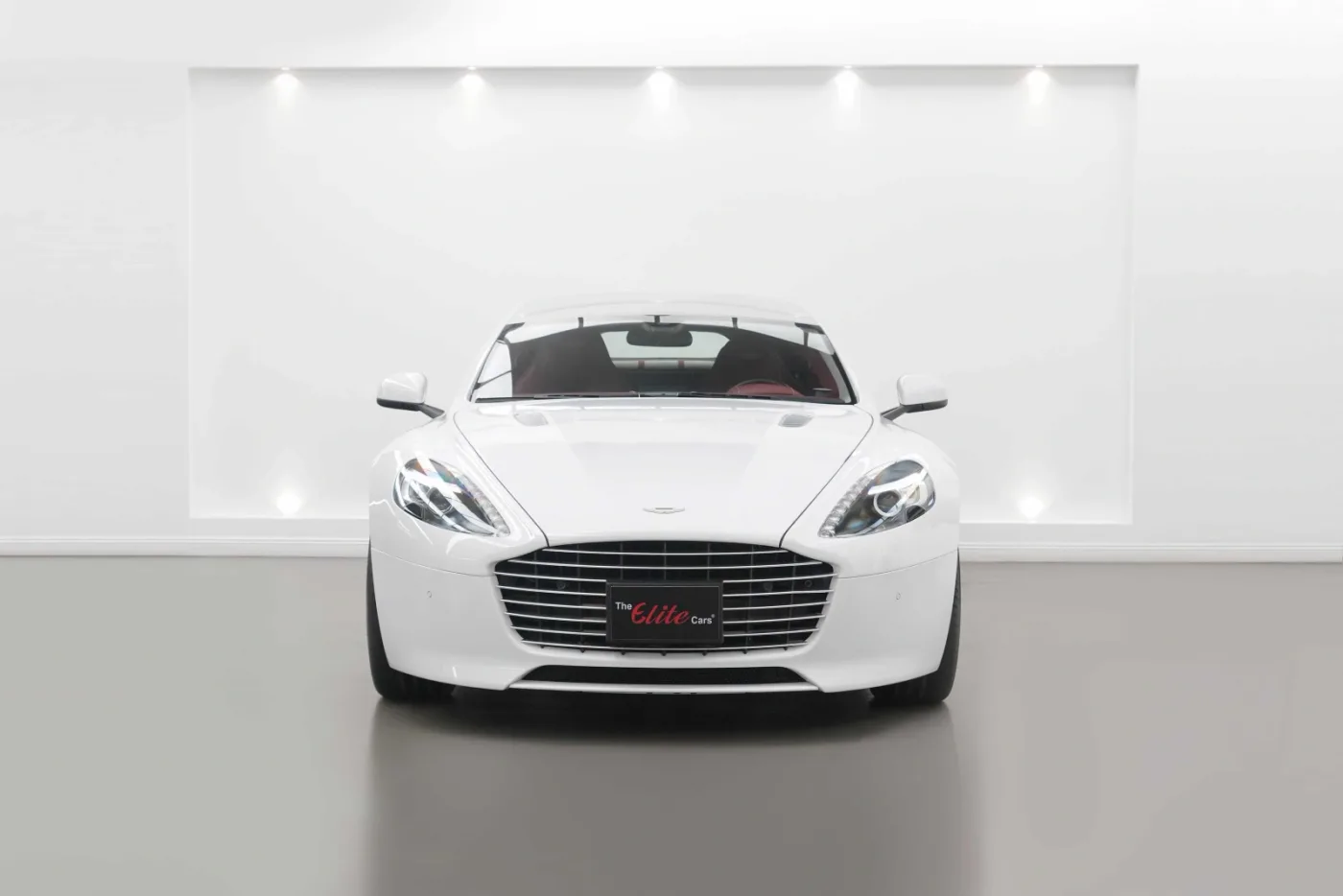 2014 Aston Martin Rapide S offered by a specialist dealer in Dubai, United Arab Emirates, photo 6 of 10
