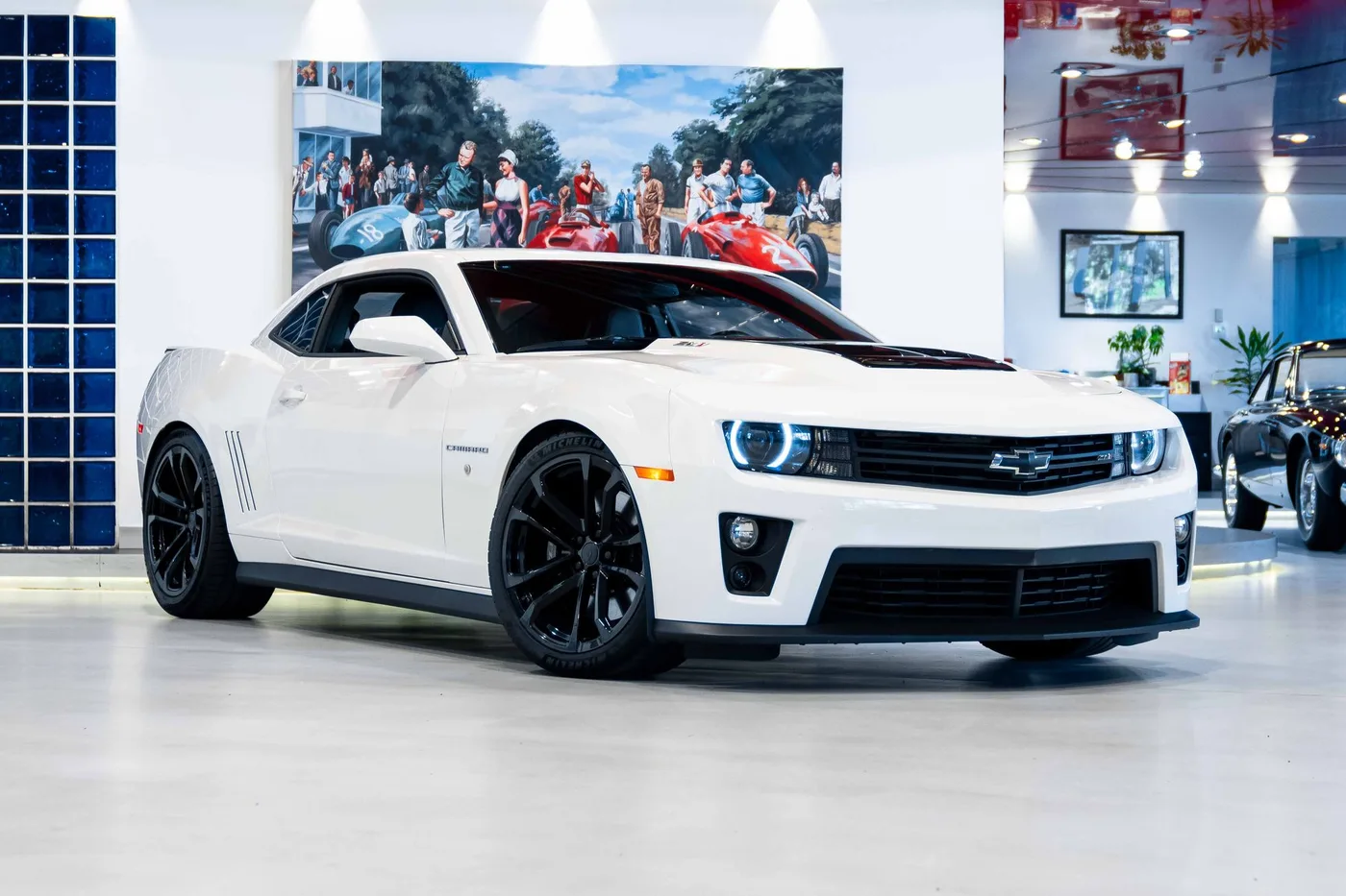 2014 Chevrolet Camaro ZL1 offered by a collector car specialist in London, United Kingdom, photo 5 of 22