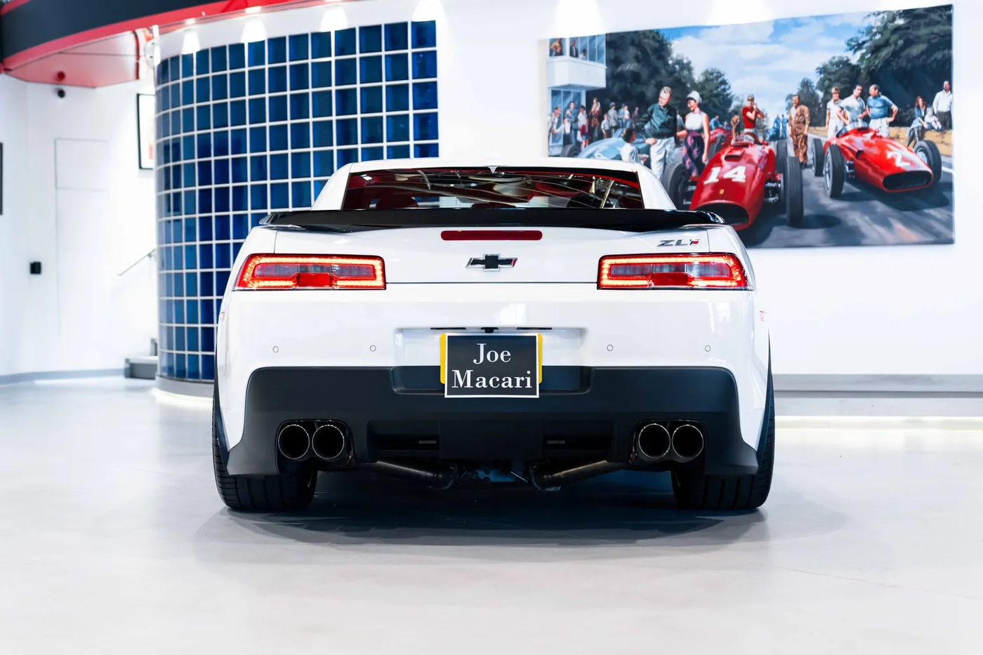 2014 Chevrolet Camaro ZL1 offered by a collector car specialist in London, United Kingdom, photo 9 of 22
