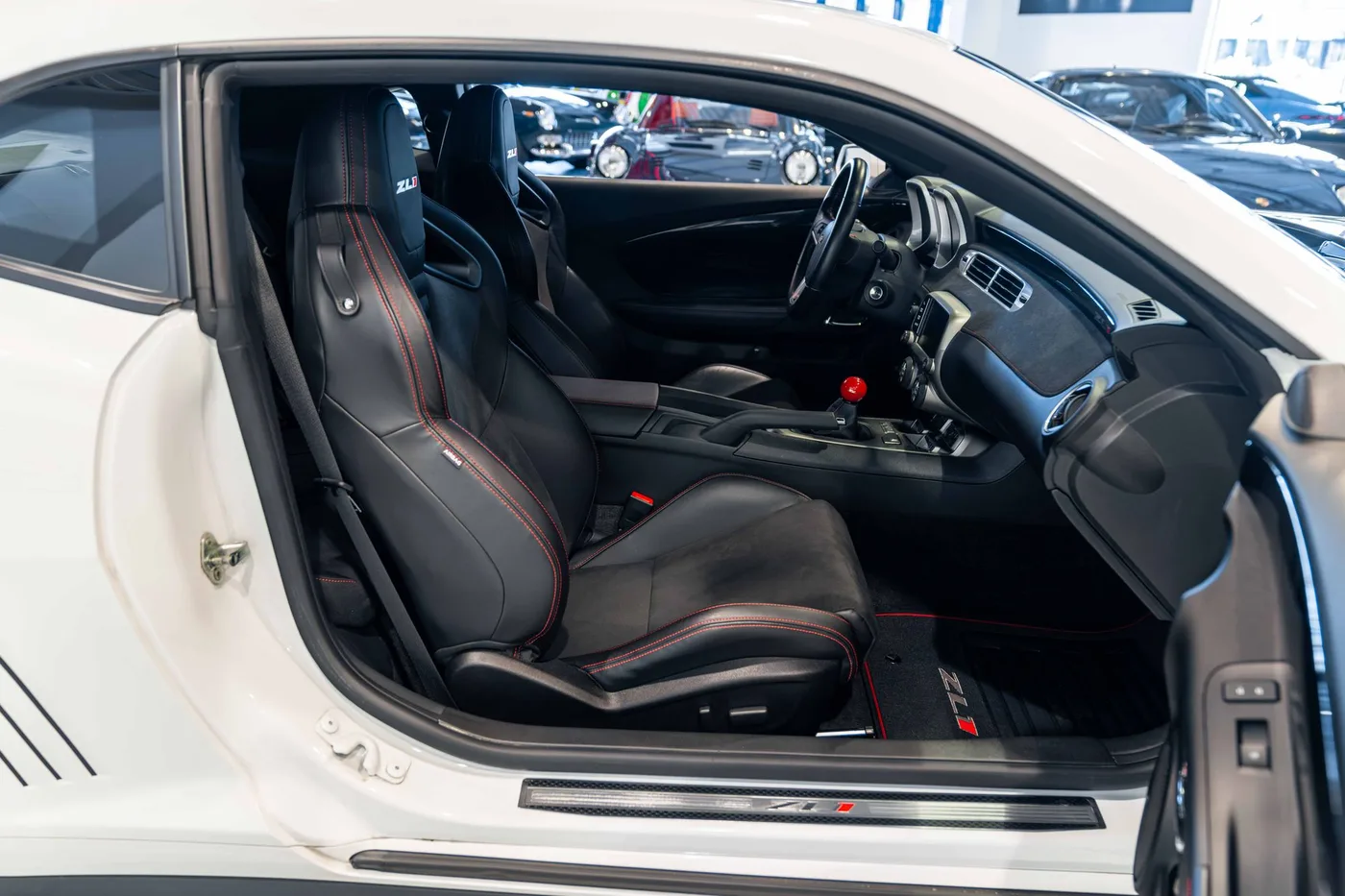 2014 Chevrolet Camaro ZL1 offered by a collector car specialist in London, United Kingdom, photo 14 of 22