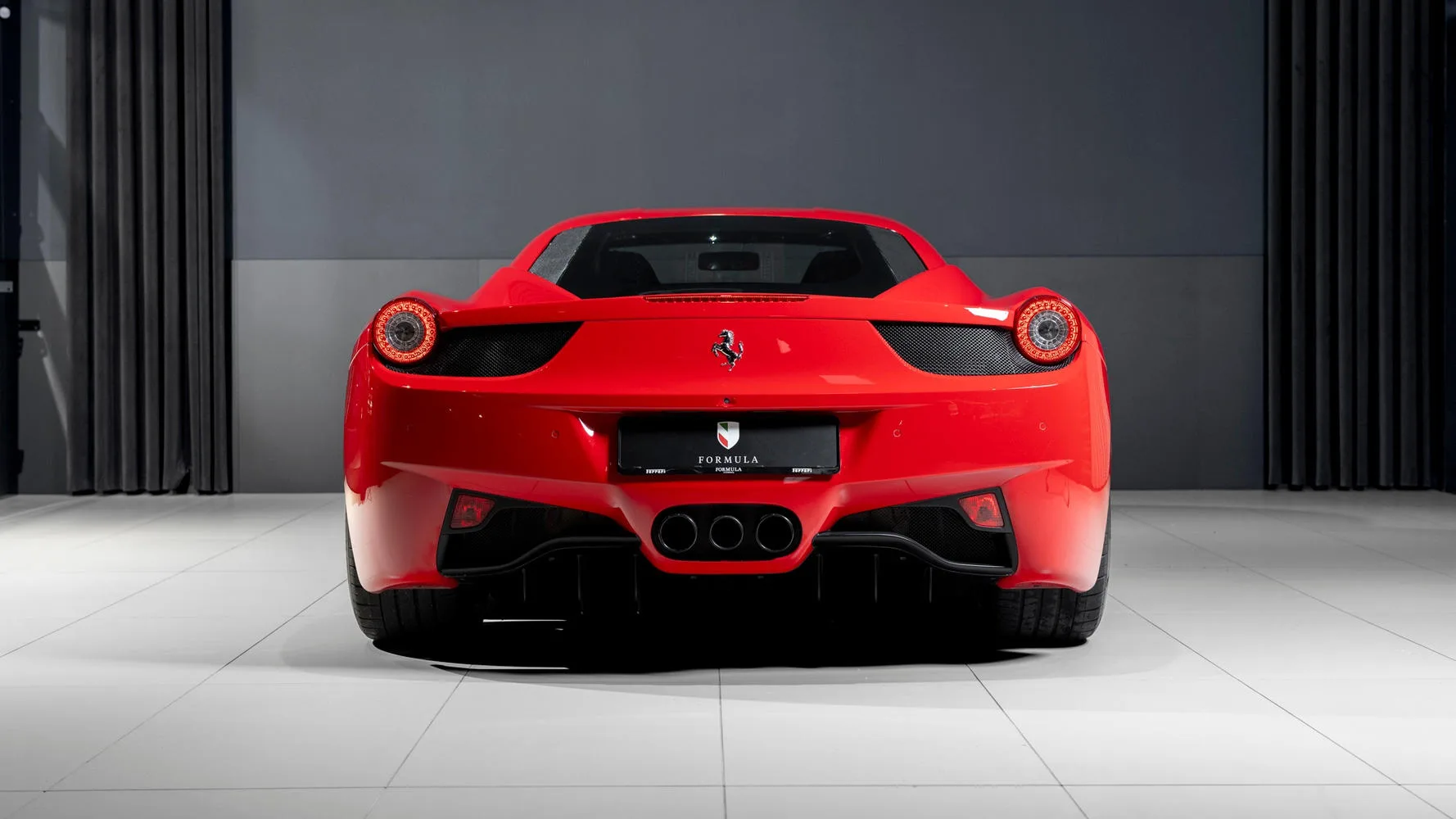 2014 Ferrari 458 Italia, 4/30