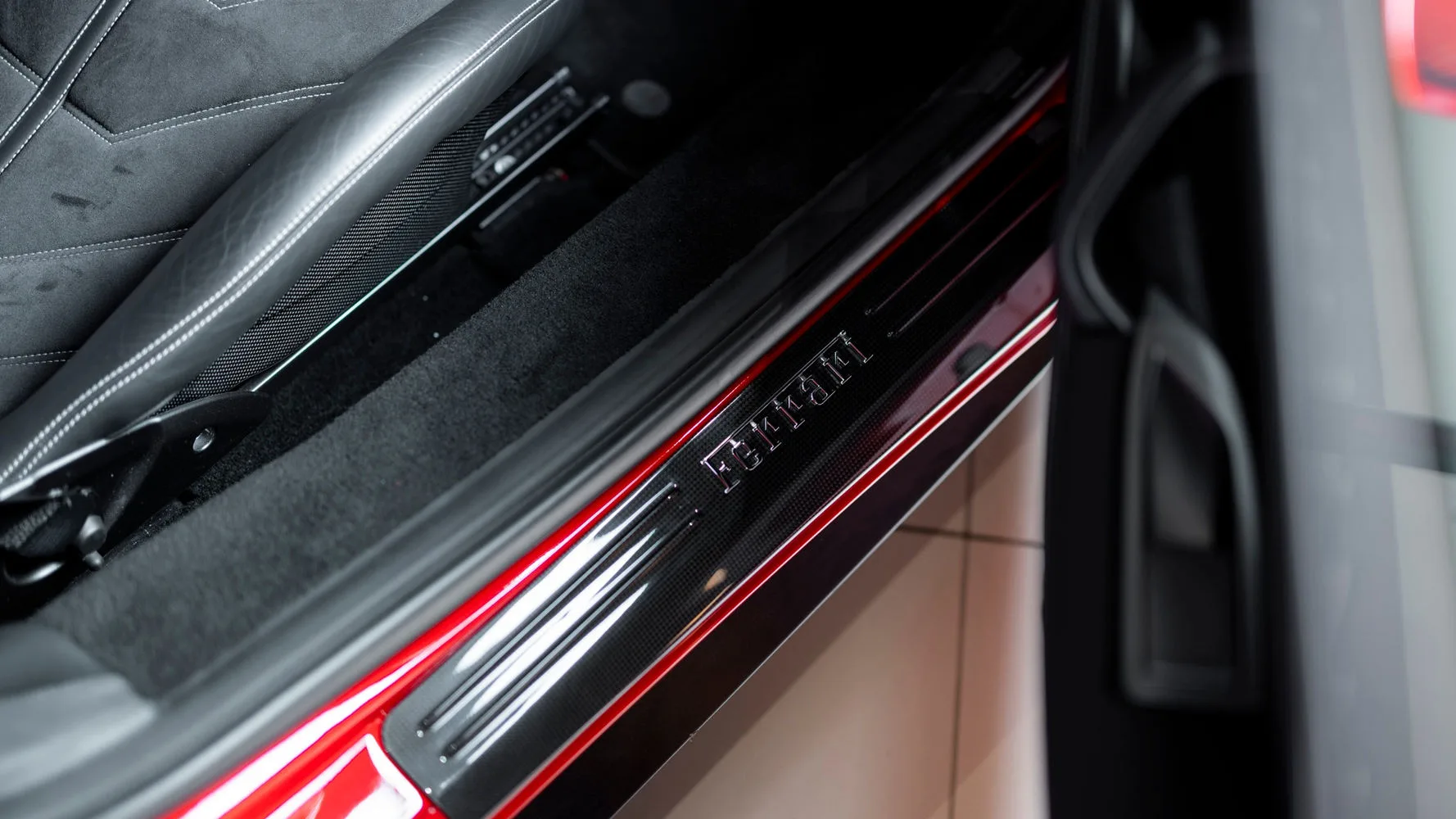 2014 Ferrari 458 Italia, 18/30