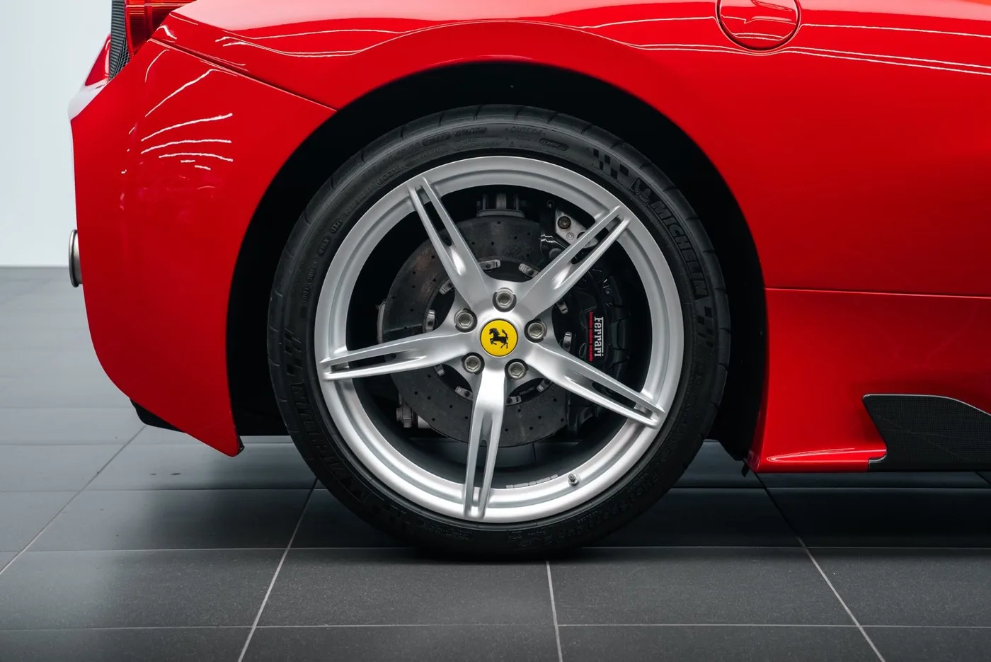 2014 Ferrari 458 Speciale angeboten von einem Fachhändler in Putzbrunn, Deutschland, Foto 5 von 25