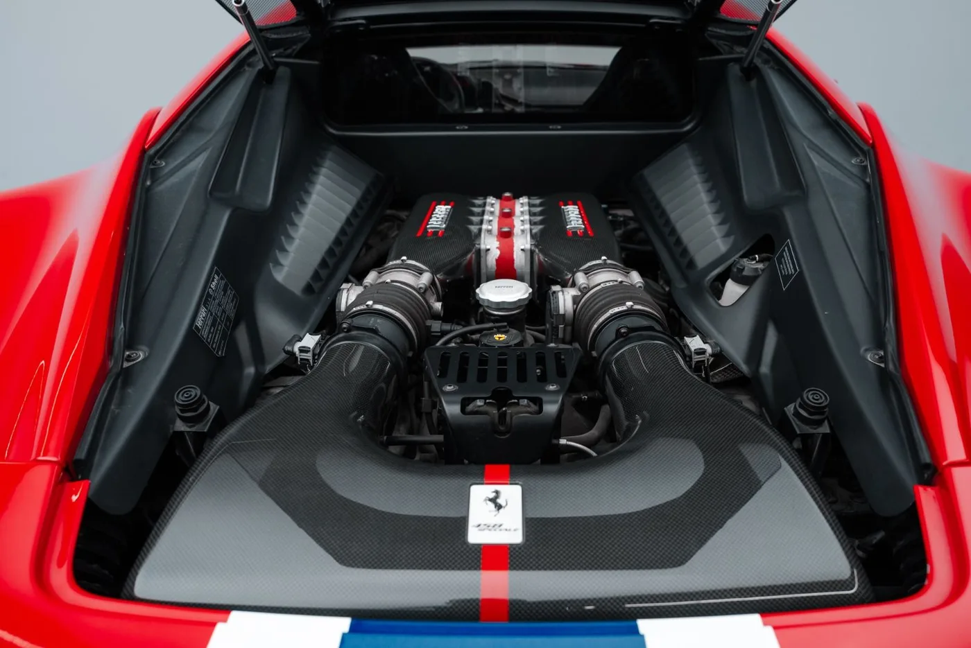 2014 Ferrari 458 Speciale angeboten von einem Fachhändler in Putzbrunn, Deutschland, Foto 7 von 25