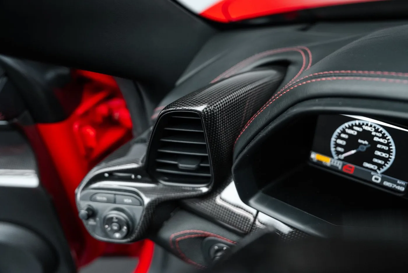 2014 Ferrari 458 Speciale angeboten von einem Fachhändler in Putzbrunn, Deutschland, Foto 15 von 25