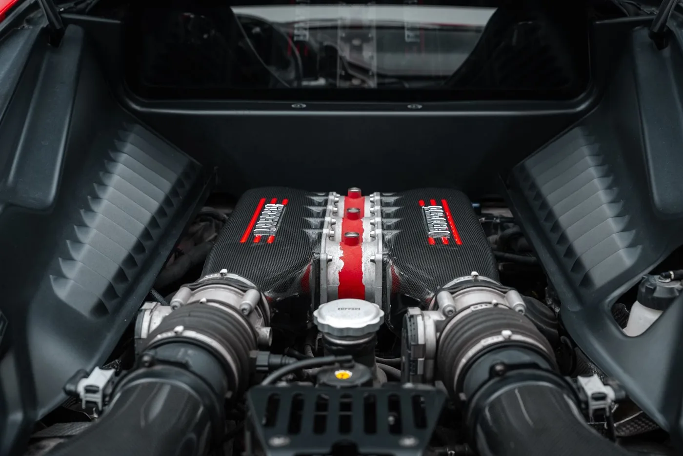 2014 Ferrari 458 Speciale angeboten von einem Fachhändler in Putzbrunn, Deutschland, Foto 23 von 25