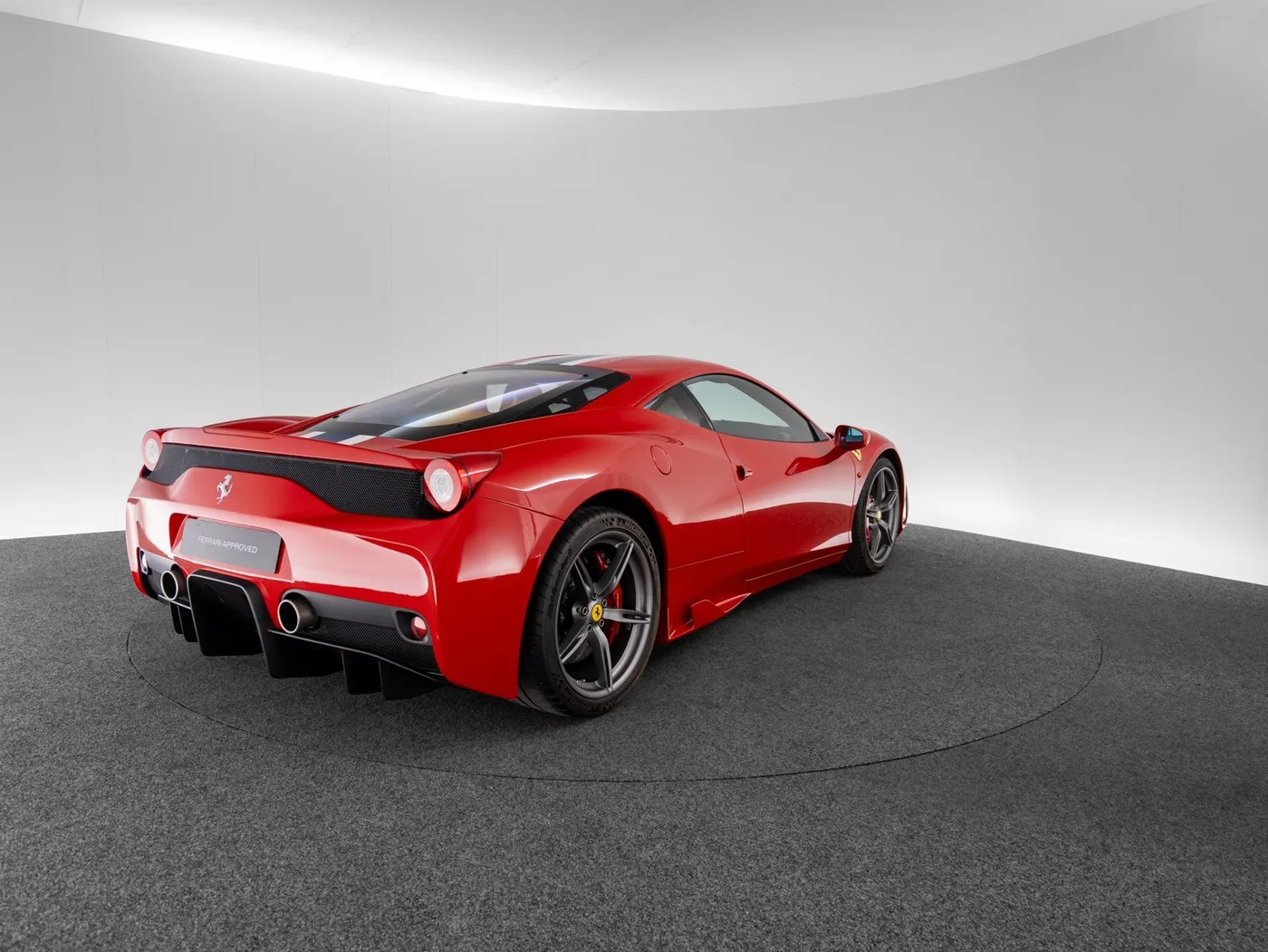 2014 Ferrari 458 Speciale angeboten von einem Fachhändler in Singen, Deutschland, Foto 5 von 15