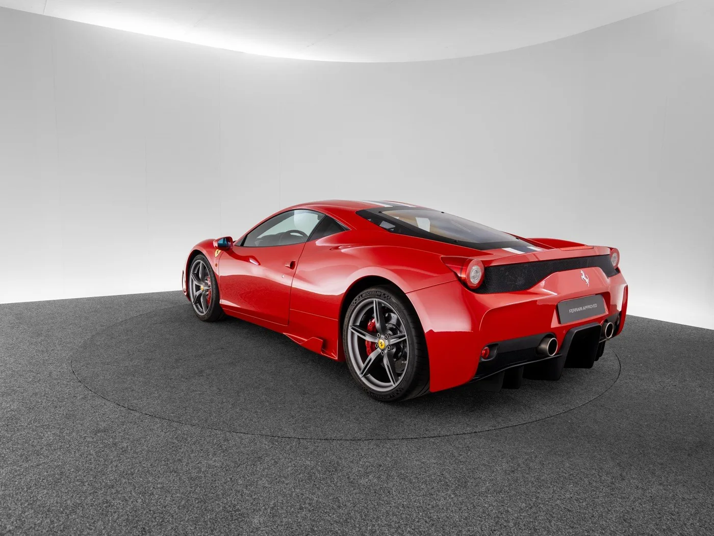 2014 Ferrari 458 Speciale angeboten von einem Fachhändler in Singen, Deutschland, Foto 7 von 15