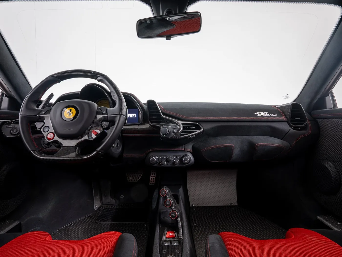 2014 Ferrari 458 Speciale angeboten von einem Fachhändler in Singen, Deutschland, Foto 9 von 15