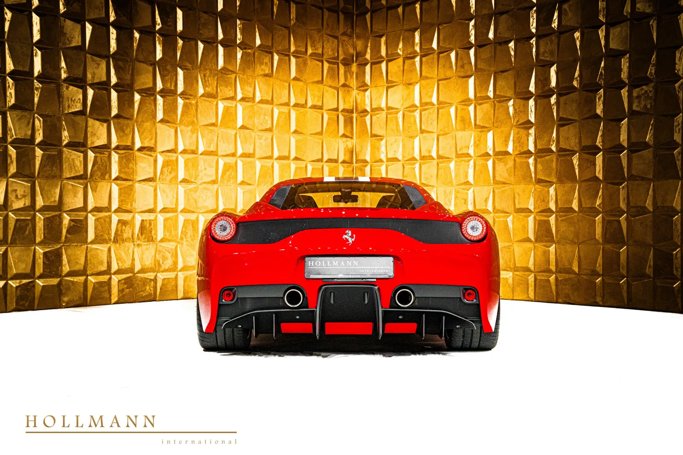 2014 Ferrari 458 Speciale verkauft von einem Fachhändler in Stuhr, Deutschland, Foto 3 von 8