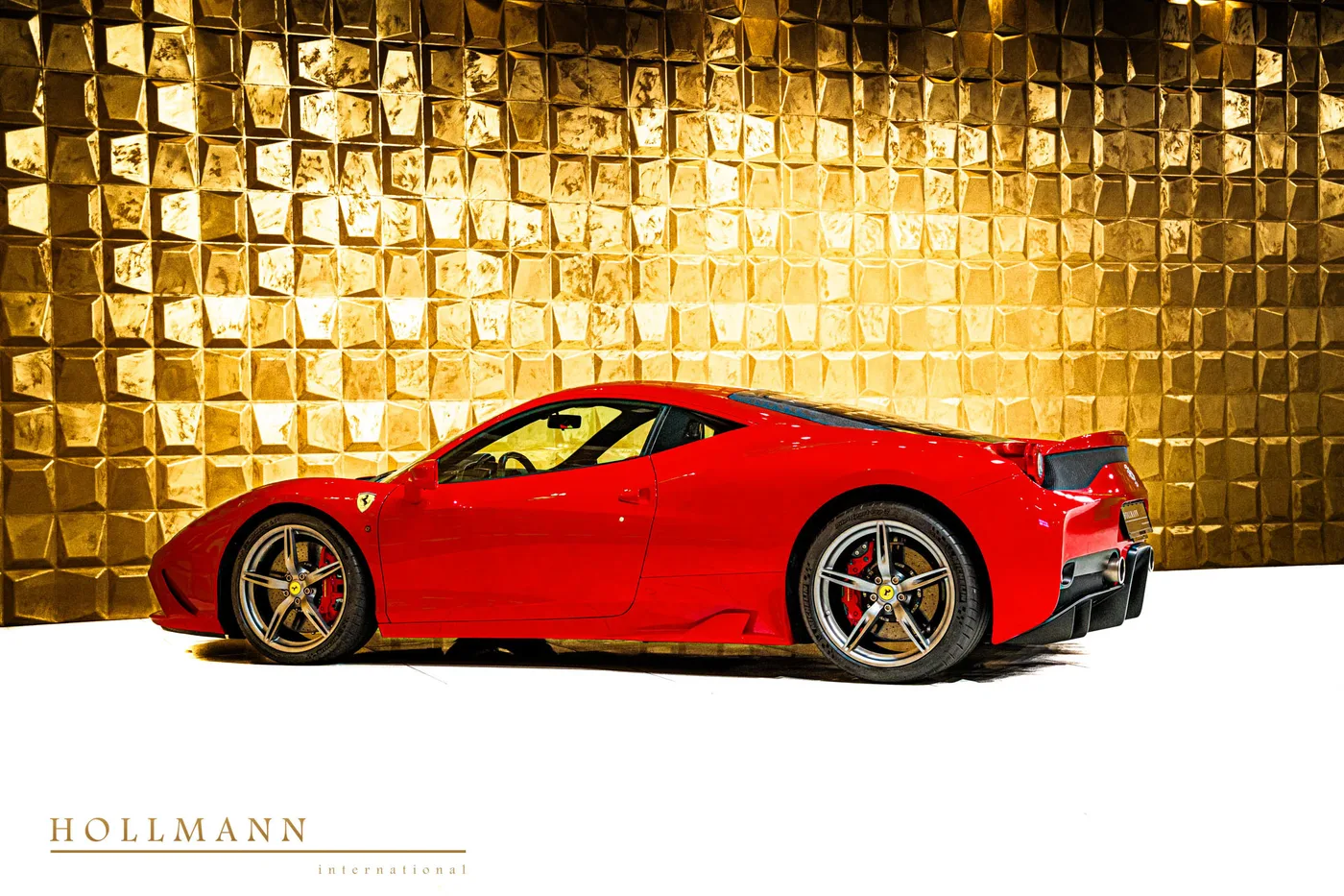 2014 Ferrari 458 Speciale verkauft von einem Fachhändler in Stuhr, Deutschland, Foto 4 von 8