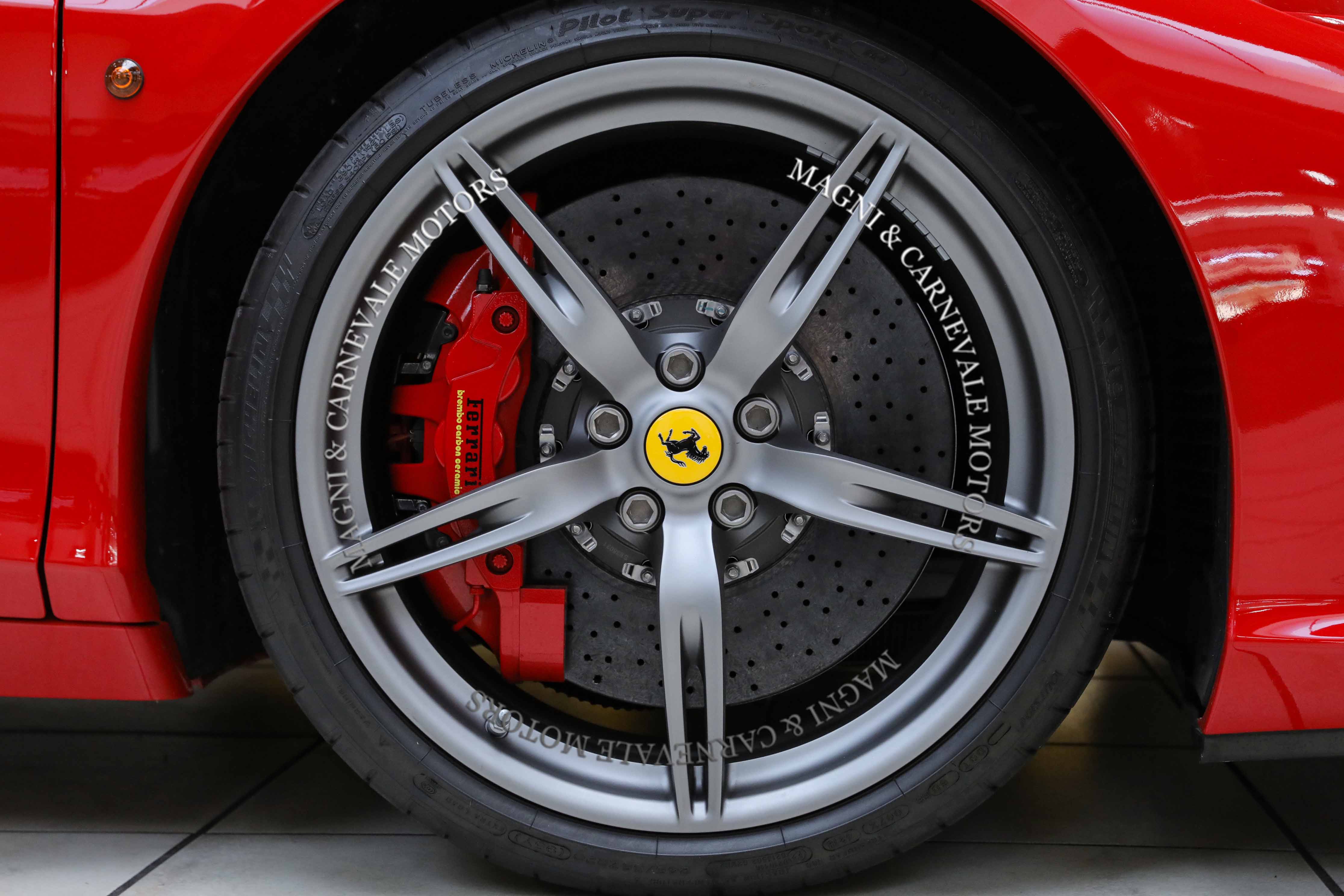 2014 Ferrari 458 Speciale offered by a specialist dealer in Milan, Italy, photo 15 of 20