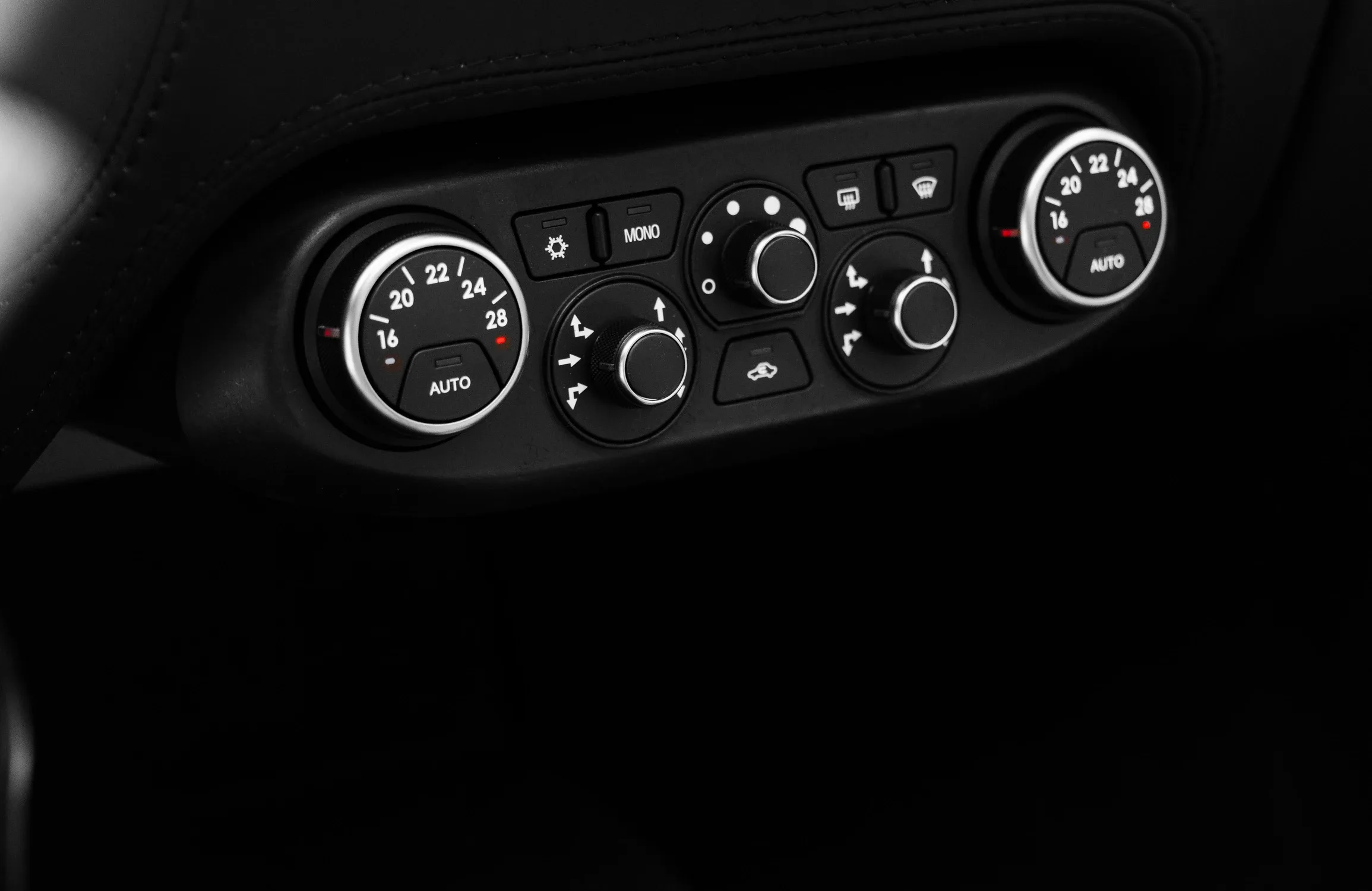 2014 Ferrari 458 Spider, 10/30