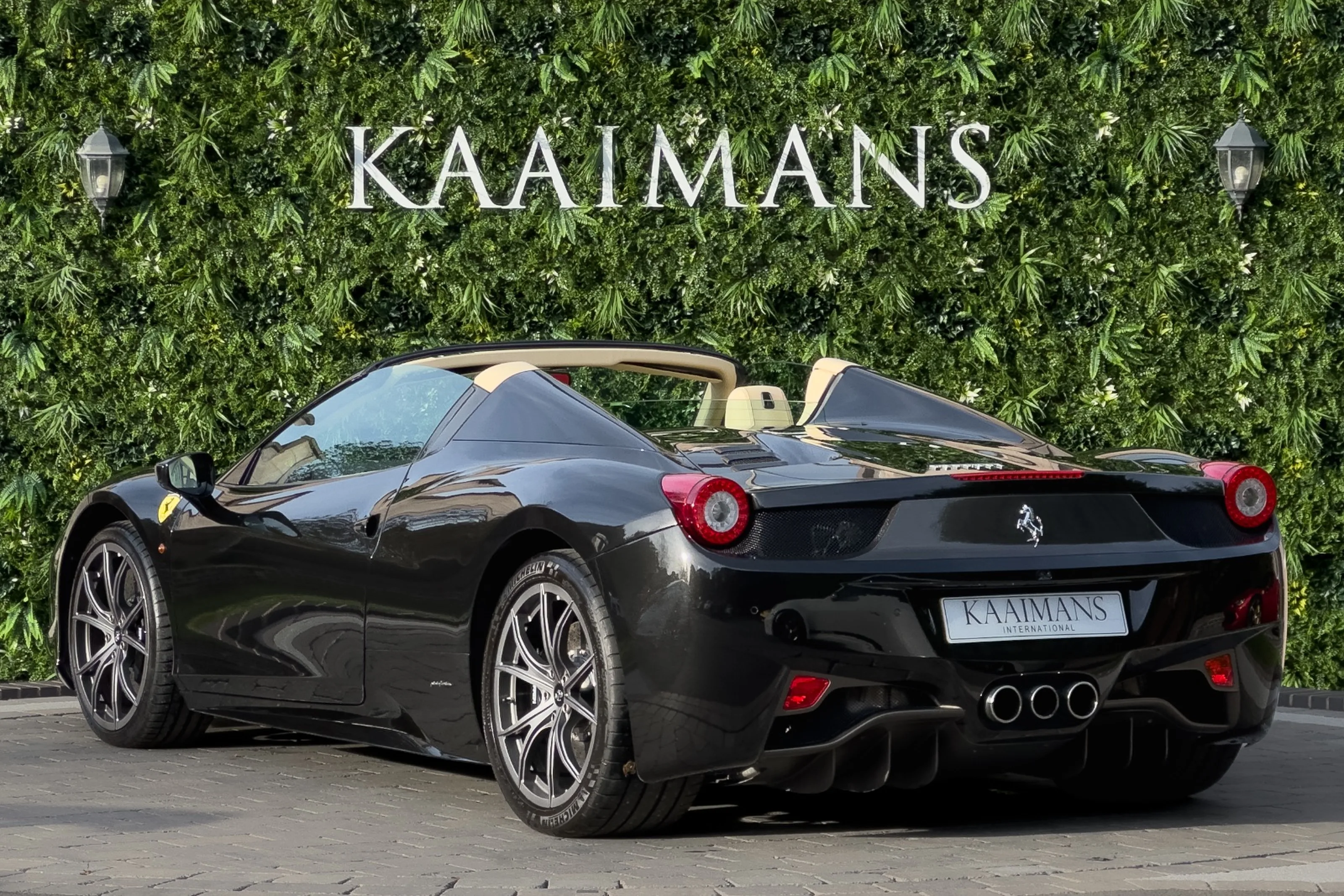 2014 Ferrari 458 Spider, 6/30