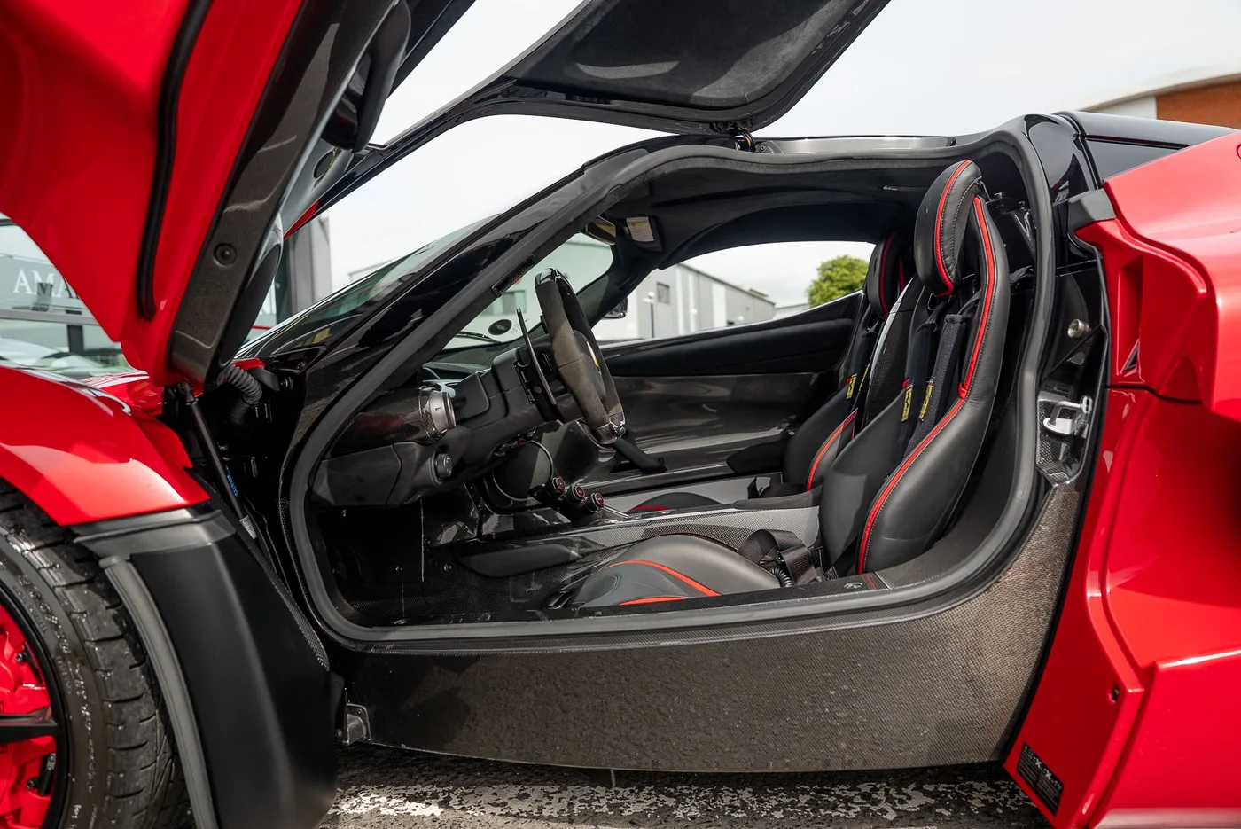 2014 Ferrari LaFerrari offered by a supercar dealer in Preston, United Kingdom, photo 24 of 25