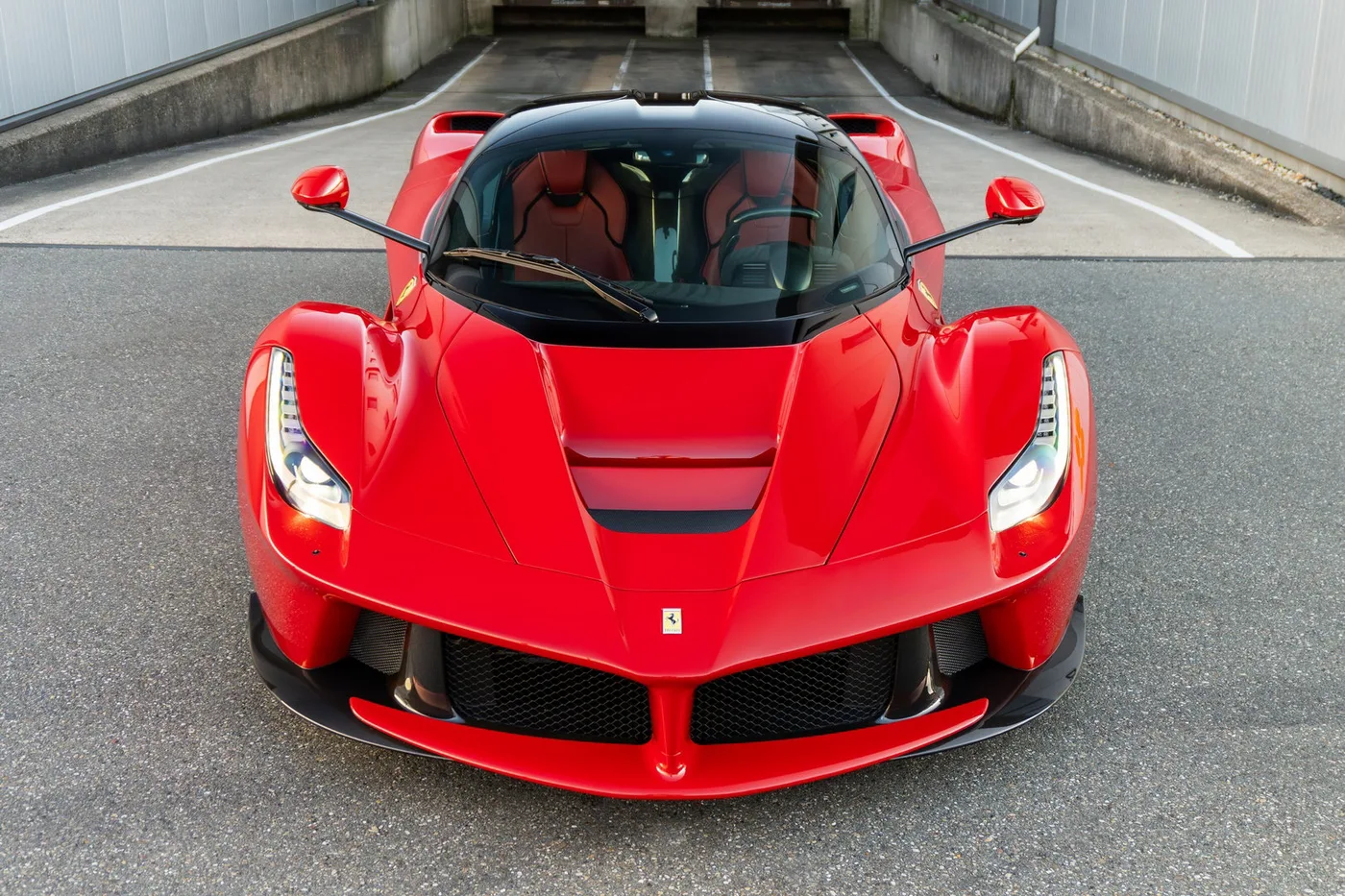 2014 Ferrari LaFerrari angeboten von einem Supersportwagenhändler in Woerden, Niederlande, Foto 22 von 25
