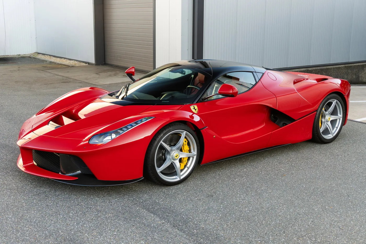 2014 Ferrari LaFerrari angeboten von einem Supersportwagenhändler in Woerden, Niederlande, Foto 24 von 25