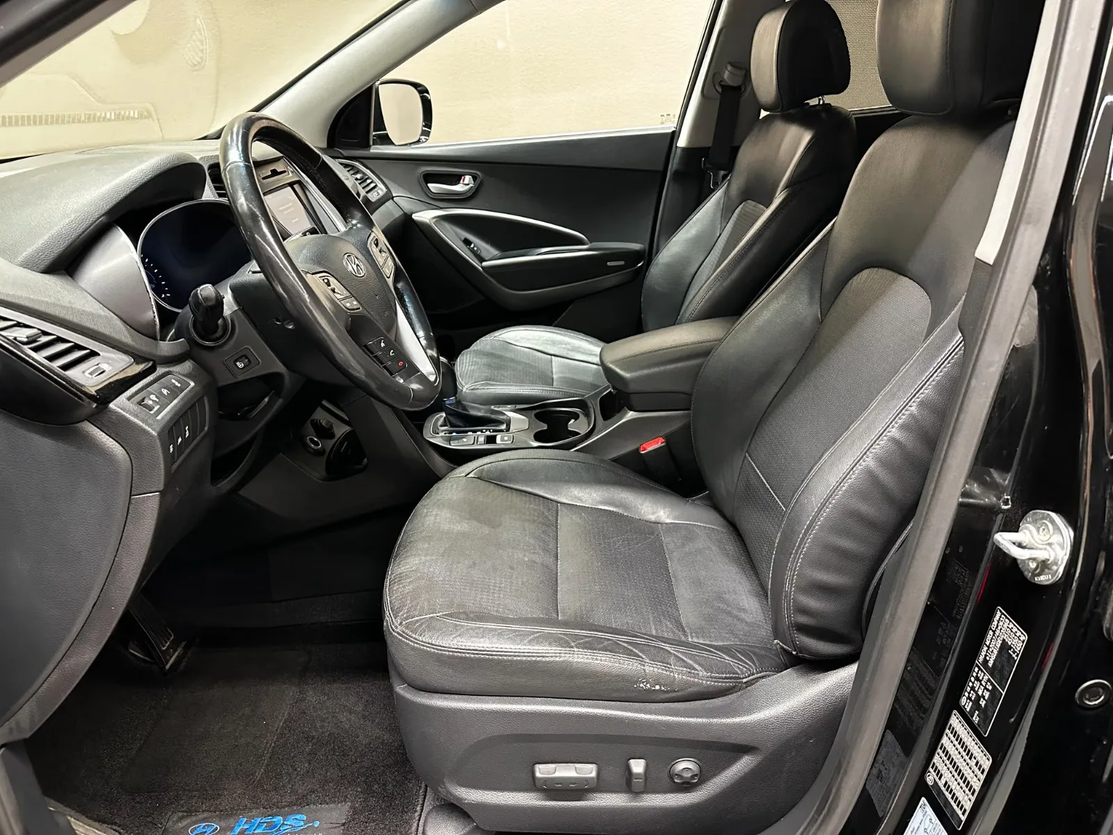 2014 Hyundai Santa Fe Premium, 10/23