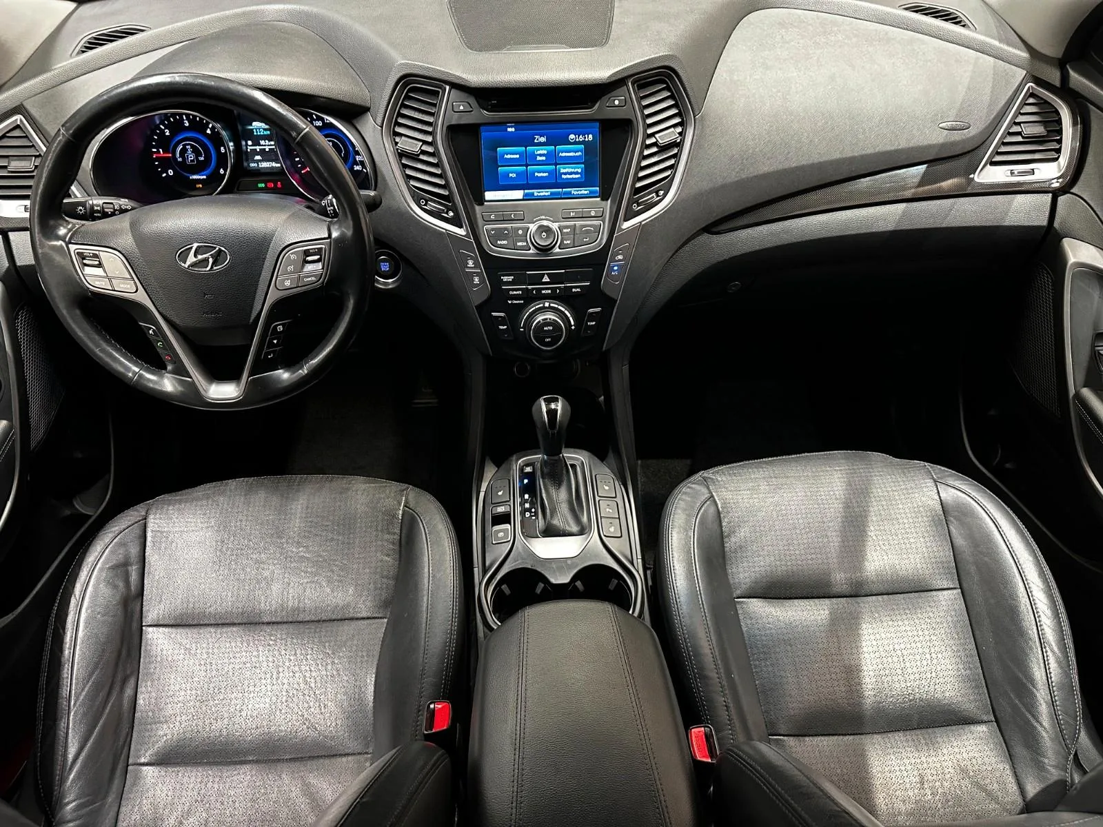 2014 Hyundai Santa Fe Premium, 22/23