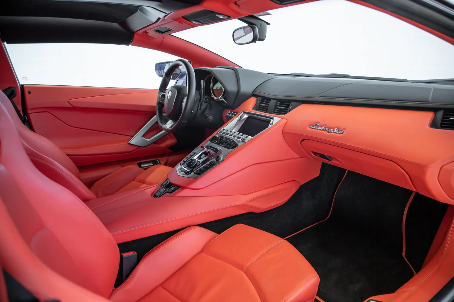 2014 Lamborghini Aventador Roadster, 9/16