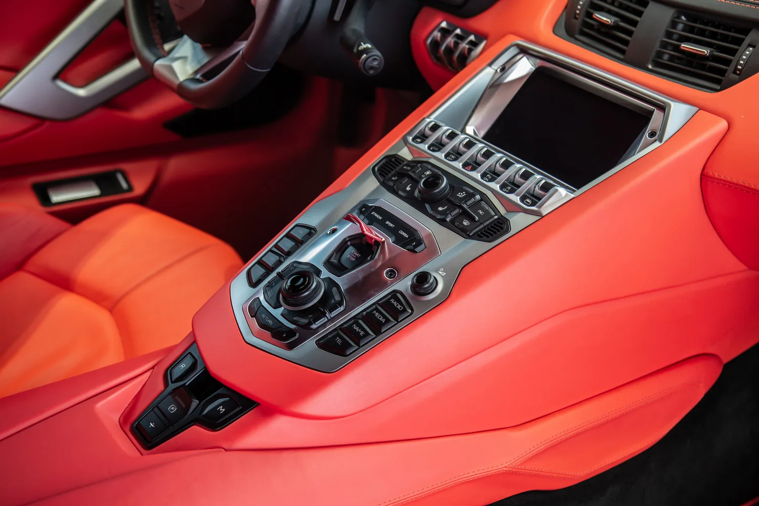 2014 Lamborghini Aventador Roadster, 12/16
