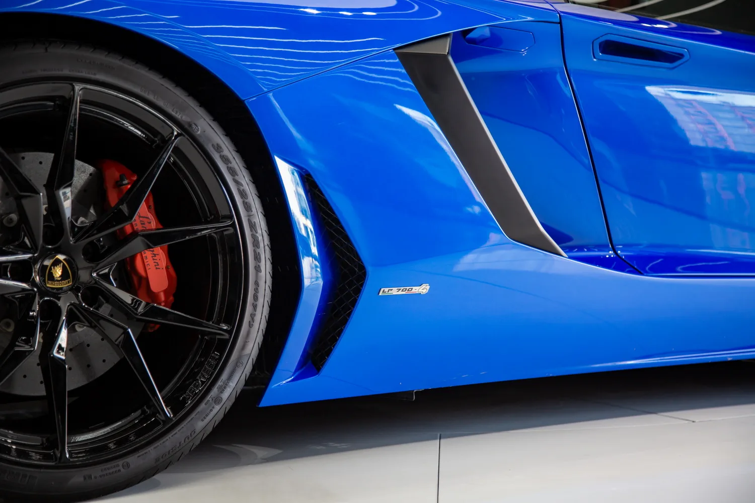 2014 Lamborghini Aventador Roadster, 16/16