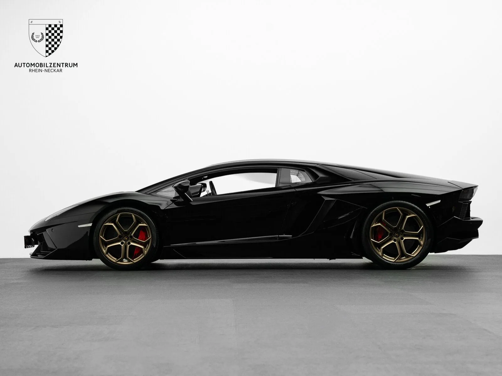 2014 Lamborghini Aventador, 4/30
