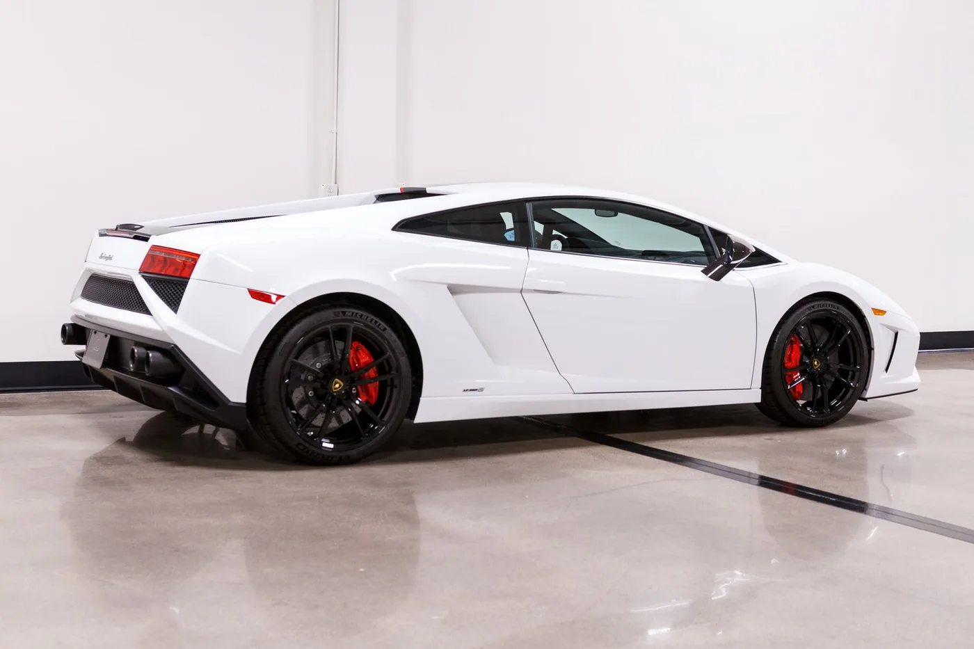 2014 Lamborghini Gallardo LP 560-2 verkauft von einem Fachhändler in Costa Mesa, Vereinigte Staaten, Foto 10 von 15