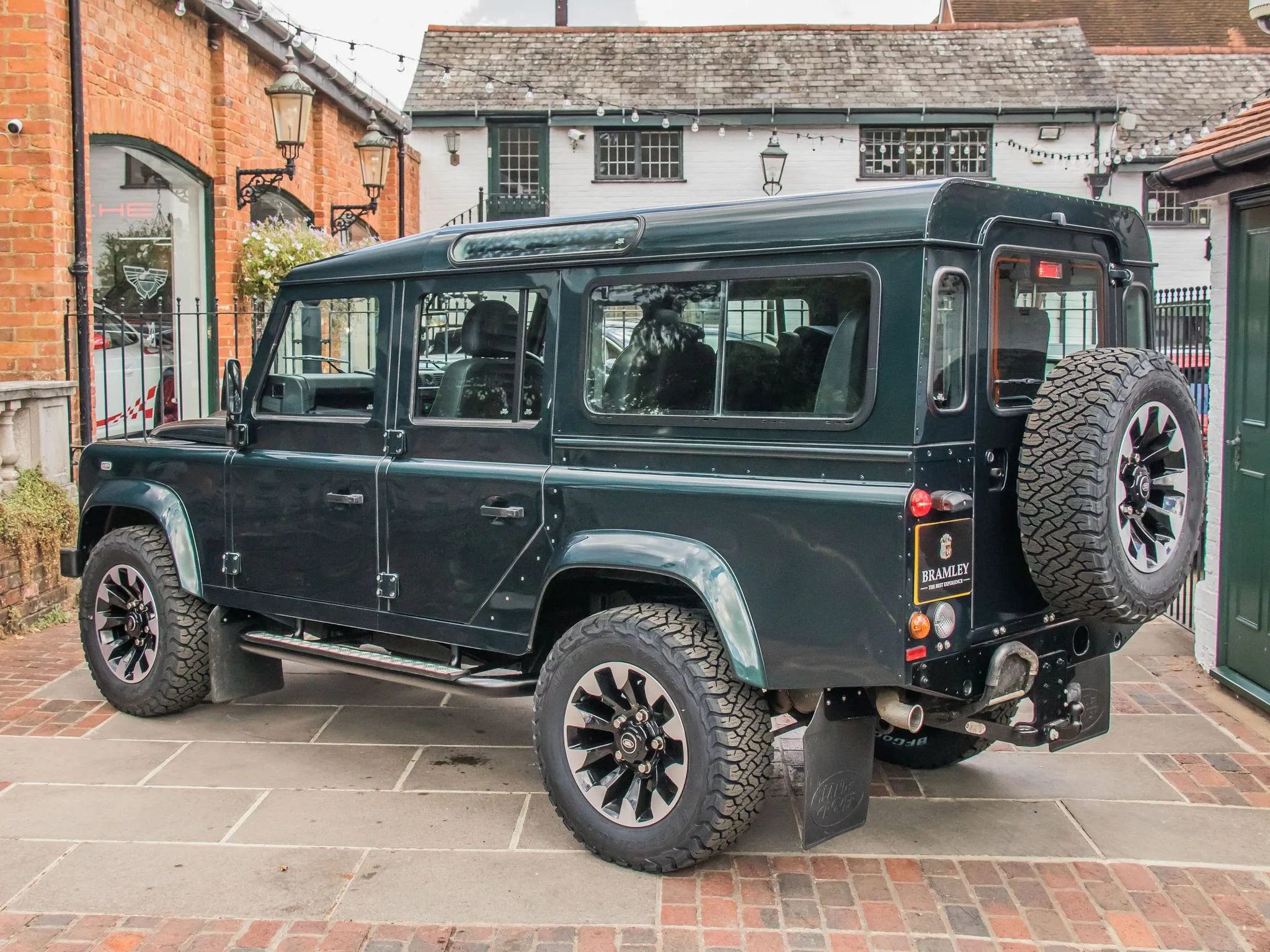 2014 Land Rover Defender 110 Classic XS Station Wagon, 7/23