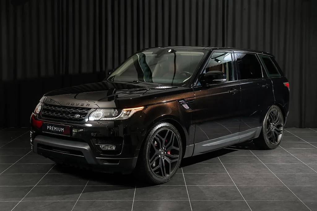 2014 Land Rover Range Rover Sport offered by an authorised dealer in Arlöv, Sweden, main photo