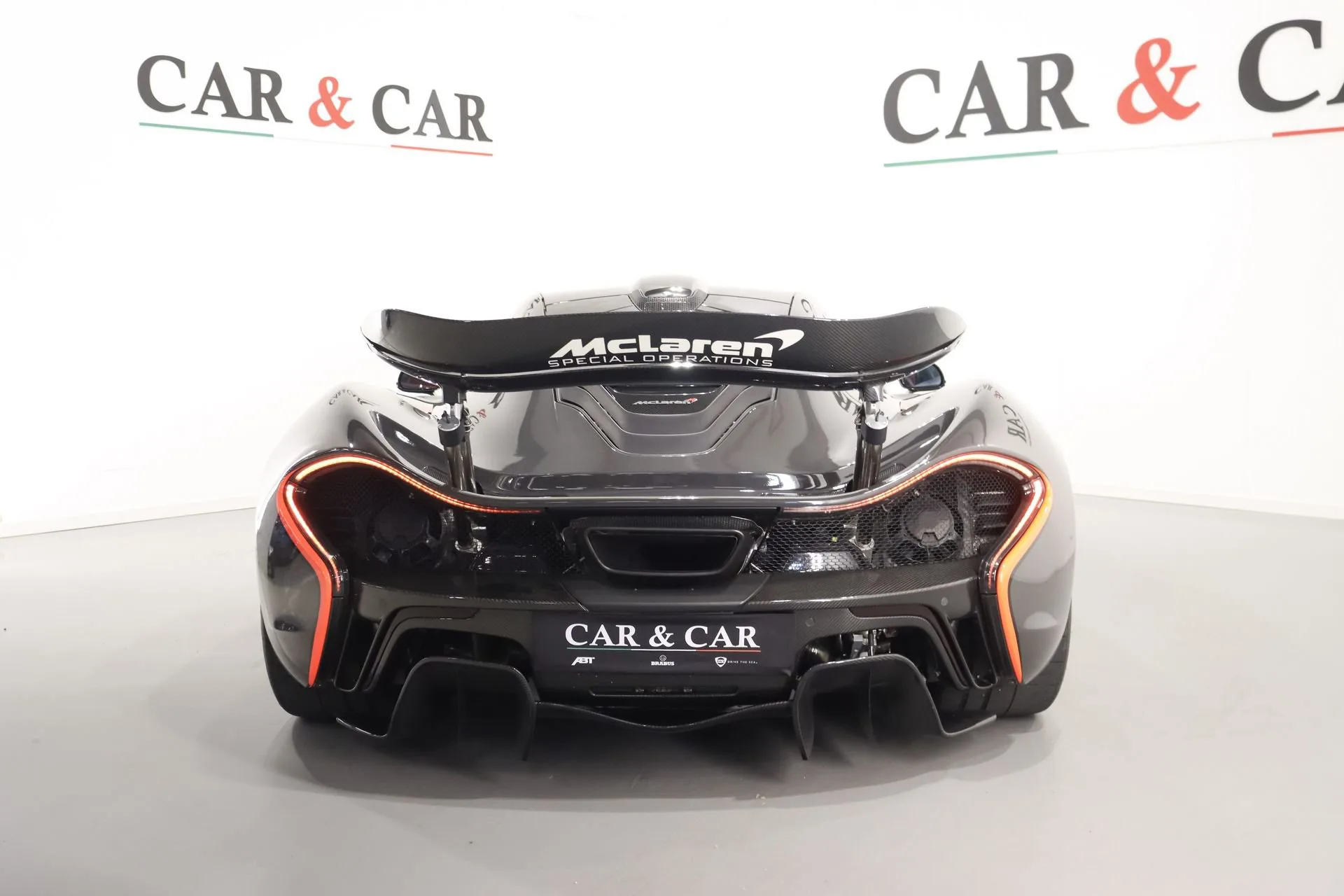 2014 McLaren P1, 4/24