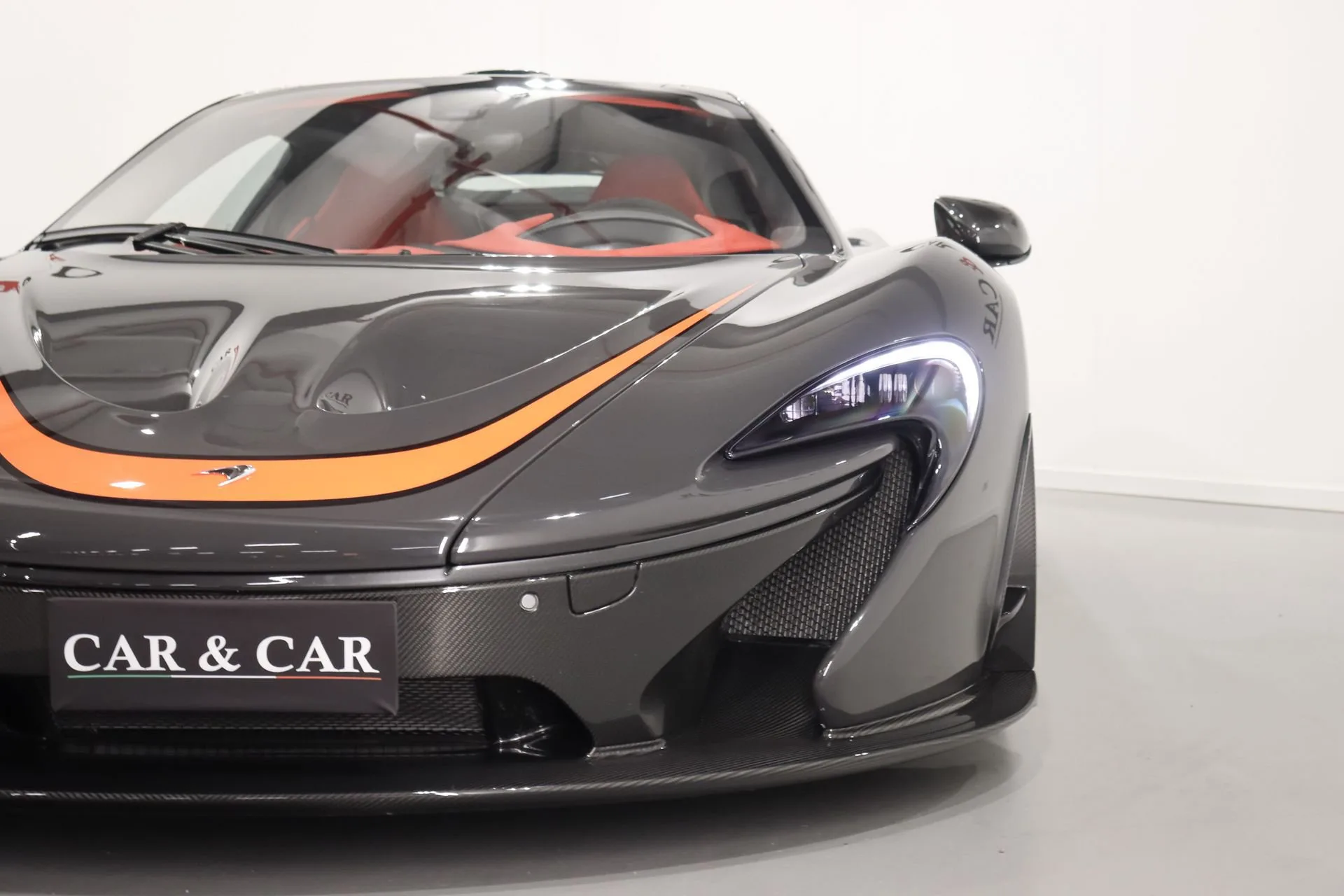 2014 McLaren P1, 15/24