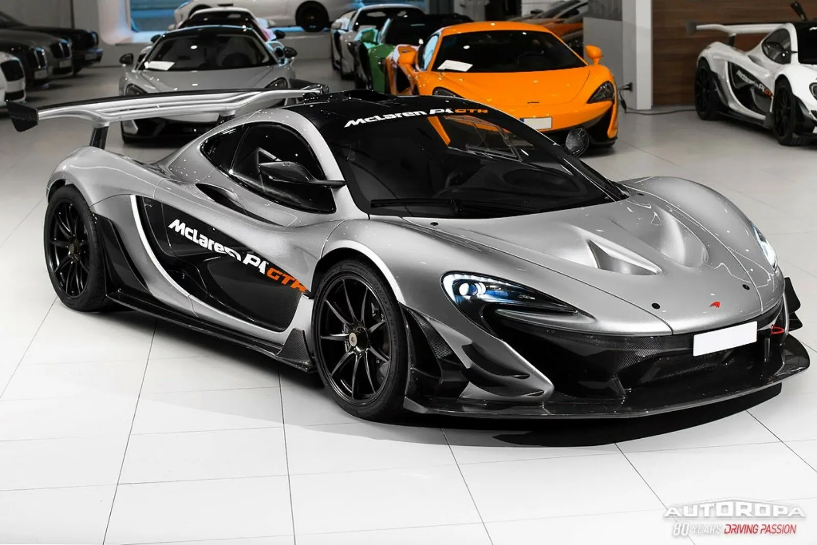 2014 McLaren P1 GTR Lanzante proposée par Autoropa à Arlöv, Suède, photo principale