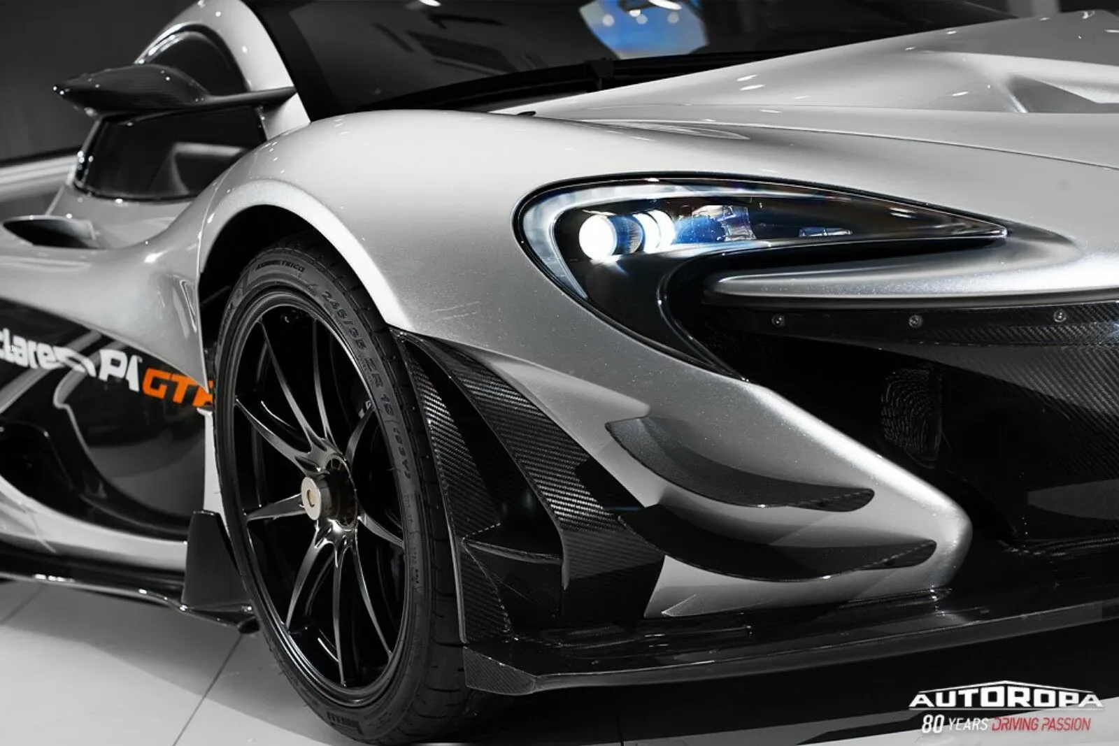 2014 McLaren P1 GTR Lanzante, 13/15