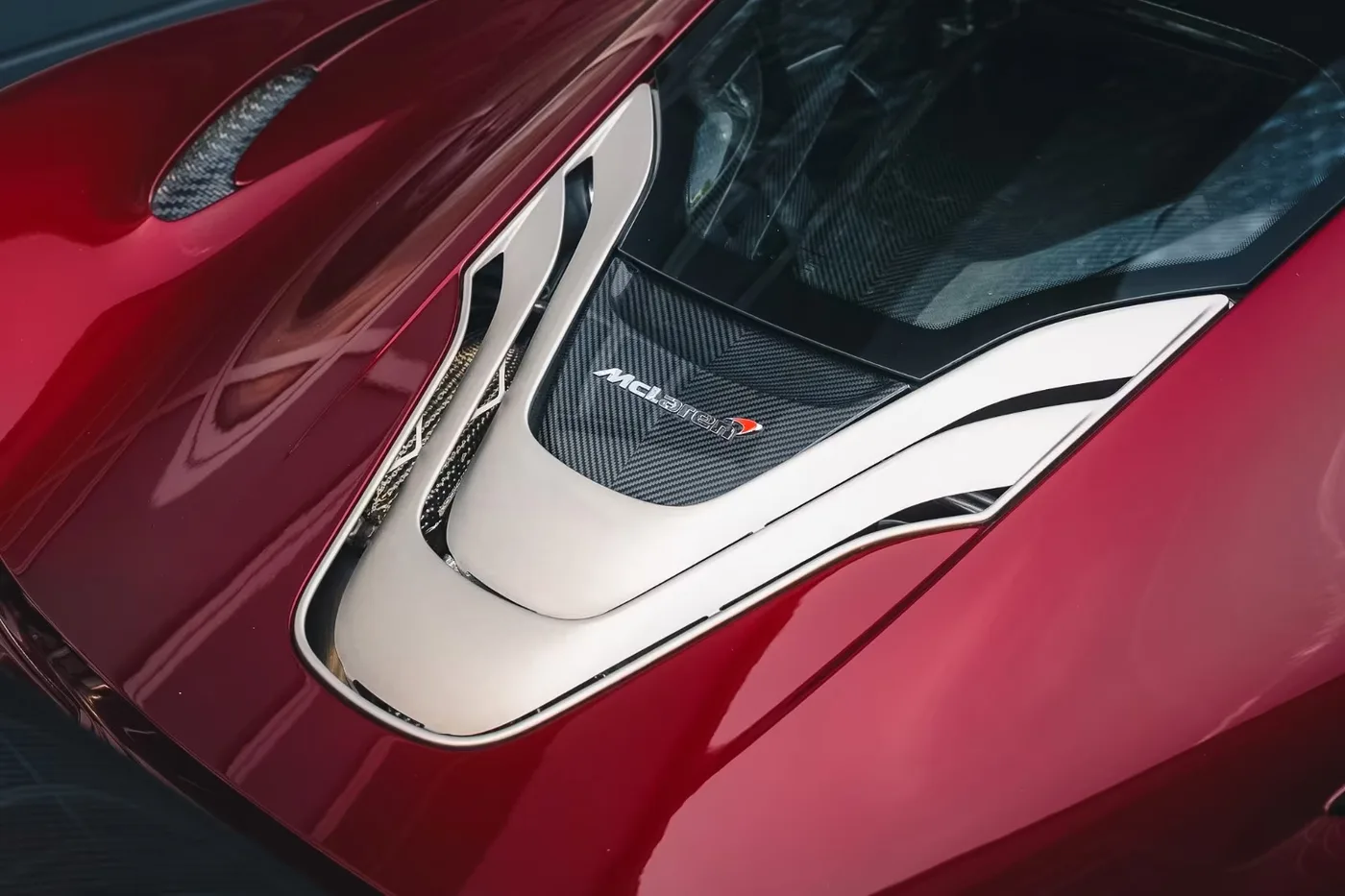2014 McLaren P1 angeboten von einem Supersportwagenhändler in Munich, Deutschland, Foto 8 von 19