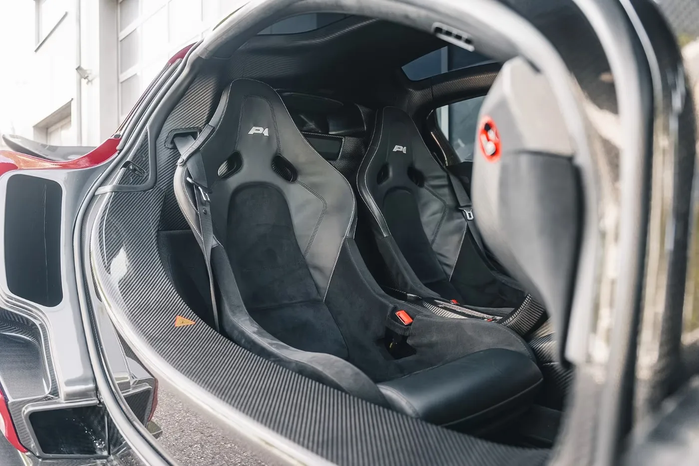 2014 McLaren P1 angeboten von einem Supersportwagenhändler in Munich, Deutschland, Foto 13 von 19