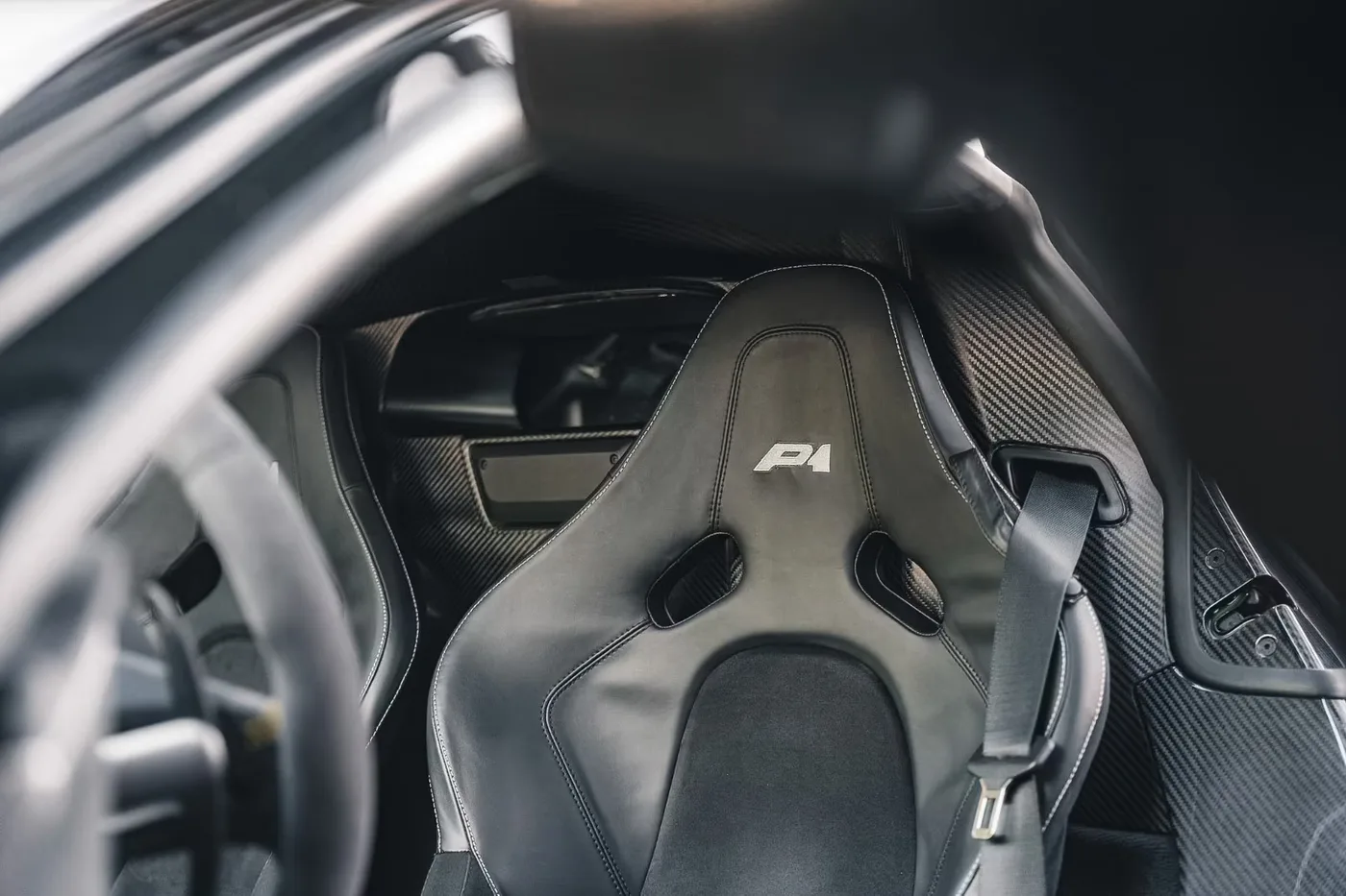 2014 McLaren P1 angeboten von einem Supersportwagenhändler in Munich, Deutschland, Foto 19 von 19