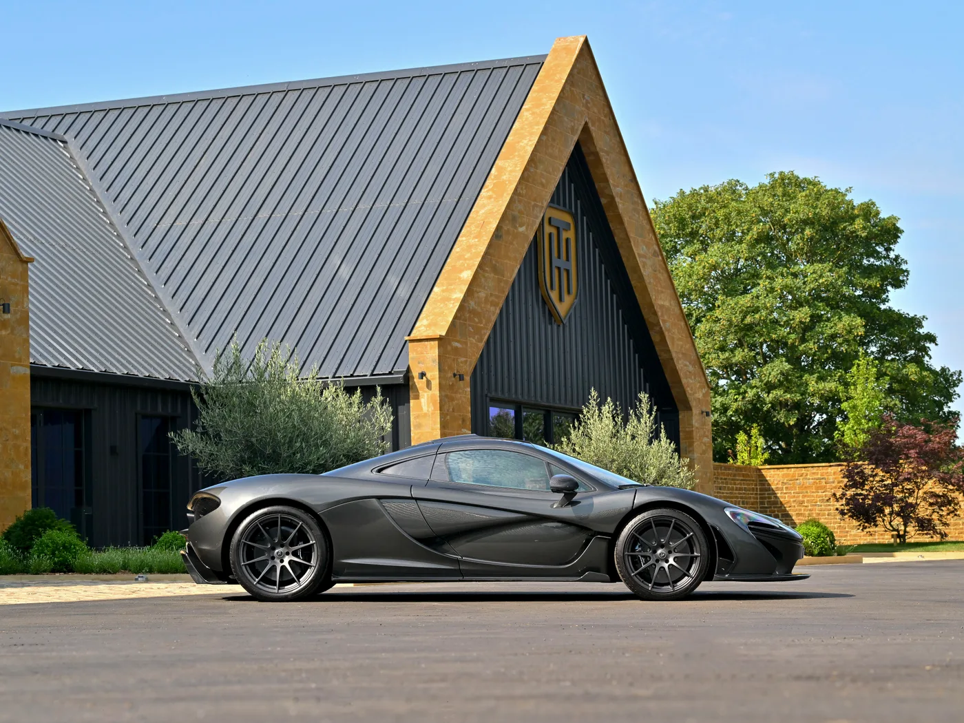2014 McLaren P1 angeboten von einem Fachhändler in Hook Norton, Vereinigtes Königreich, Foto 13 von 15
